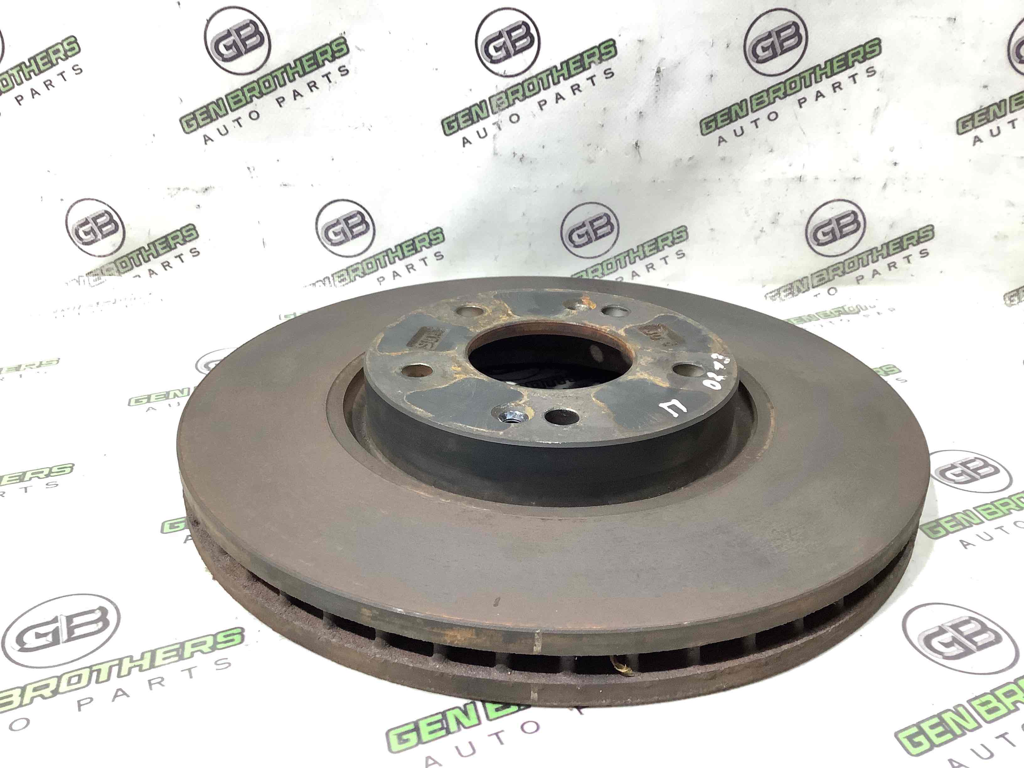 Тормозной диск передний