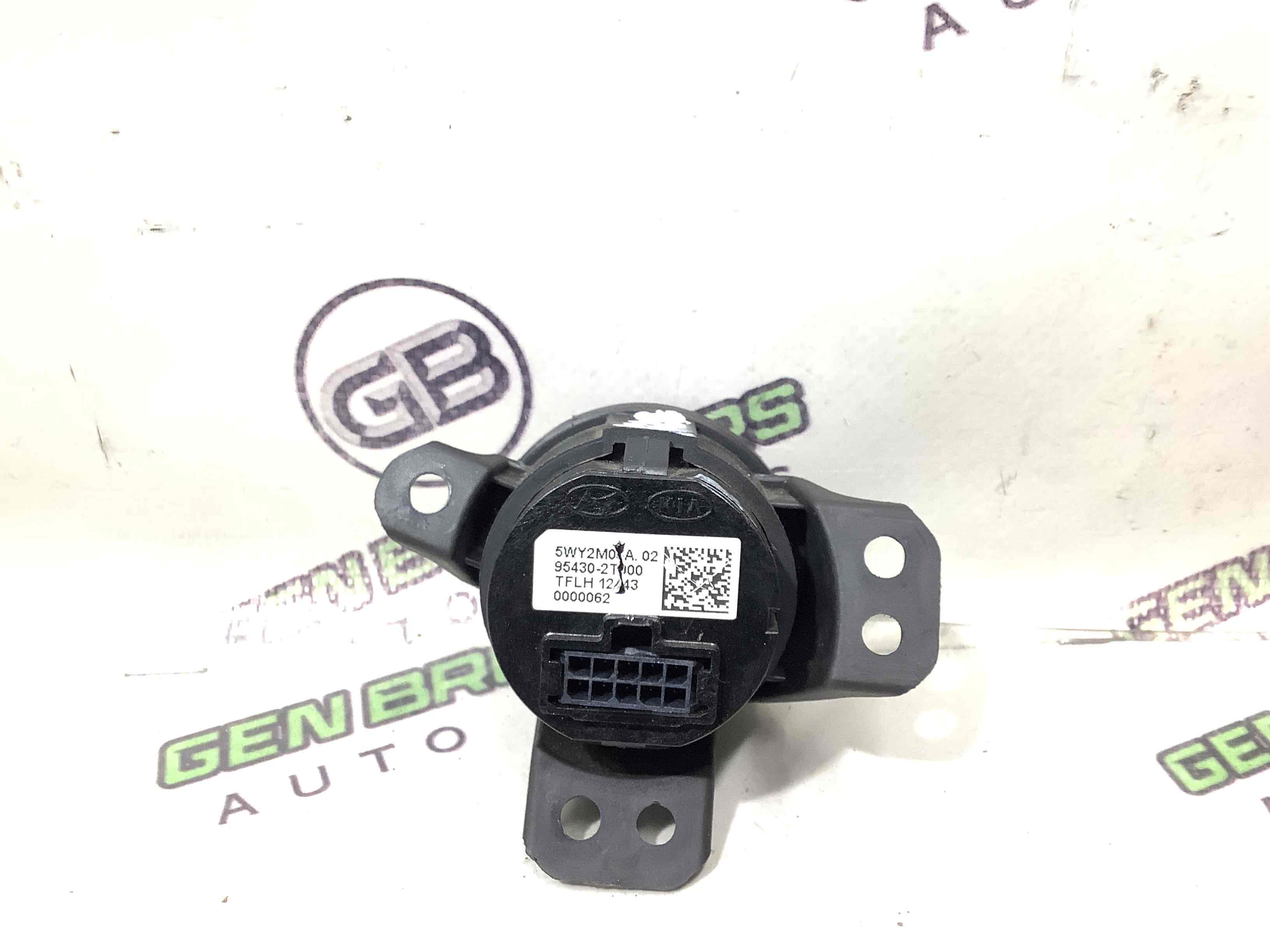 Кнопка запуску двигуна, корпус