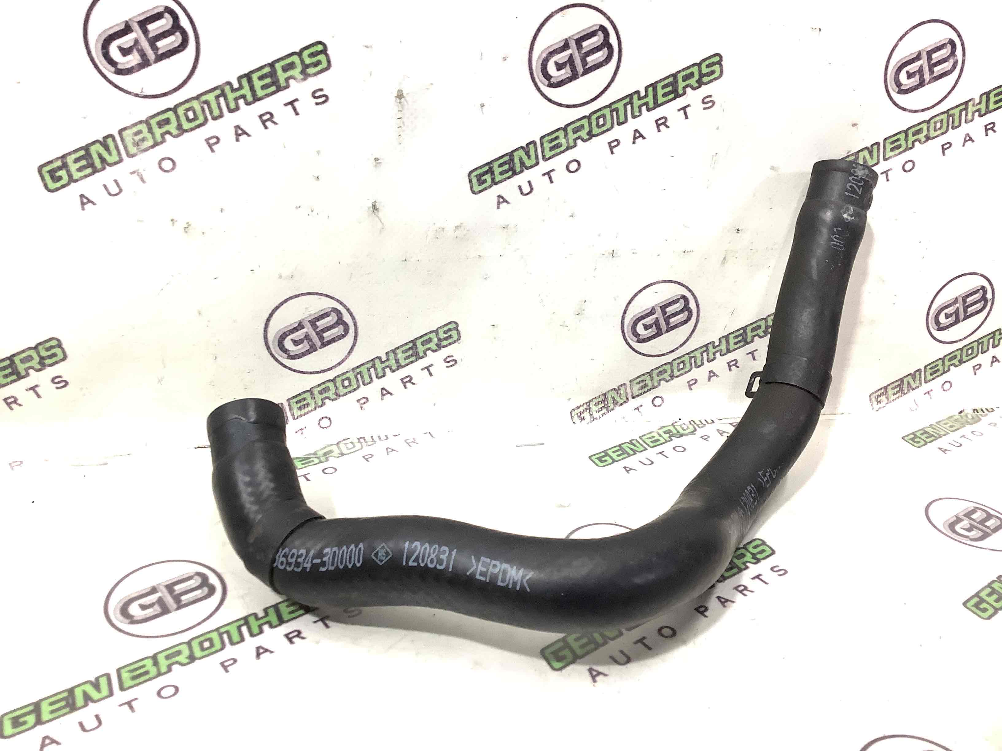 Патрубок трубопровід, шланг