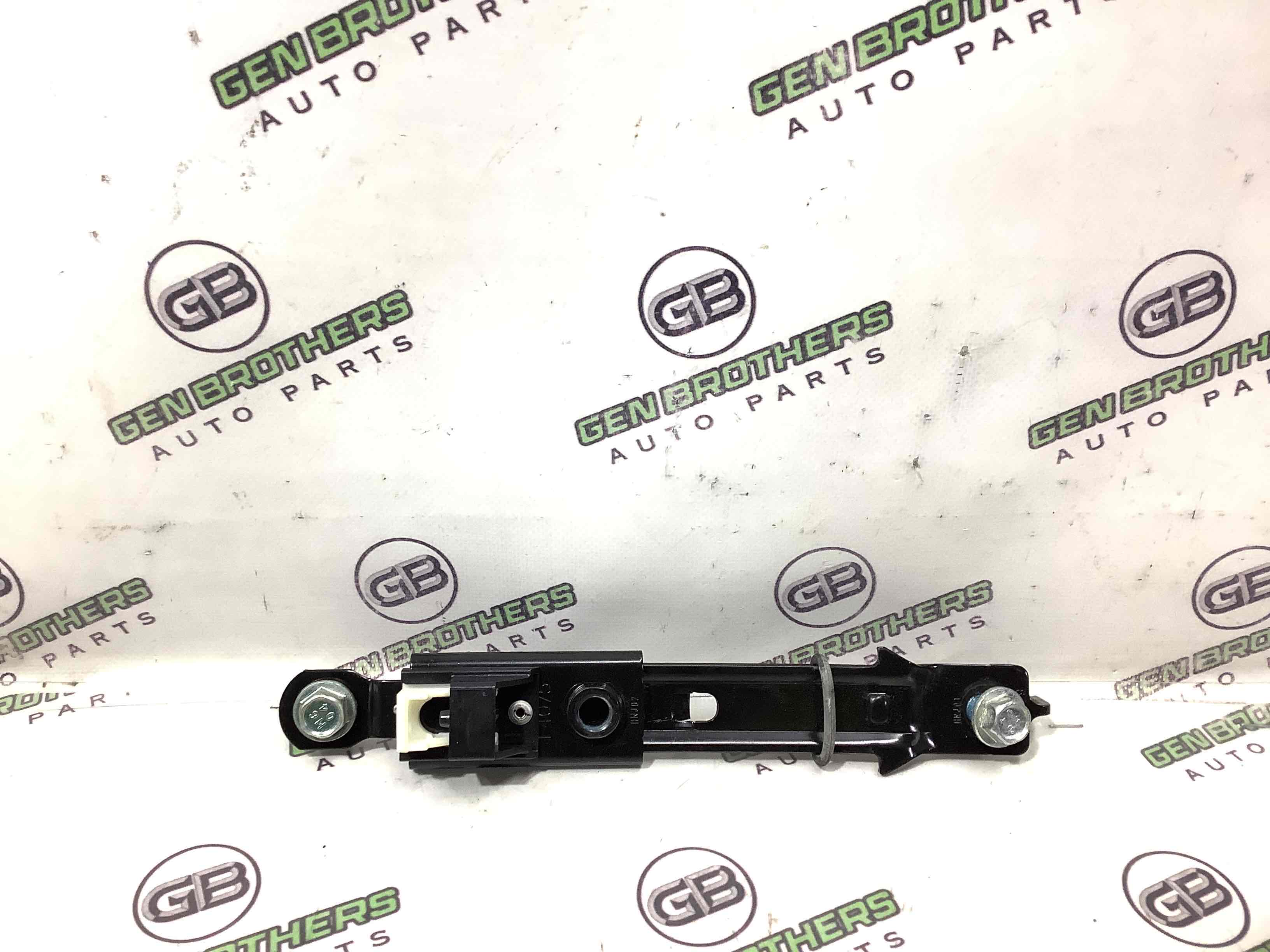 Регулятор висоти ременя безпеки