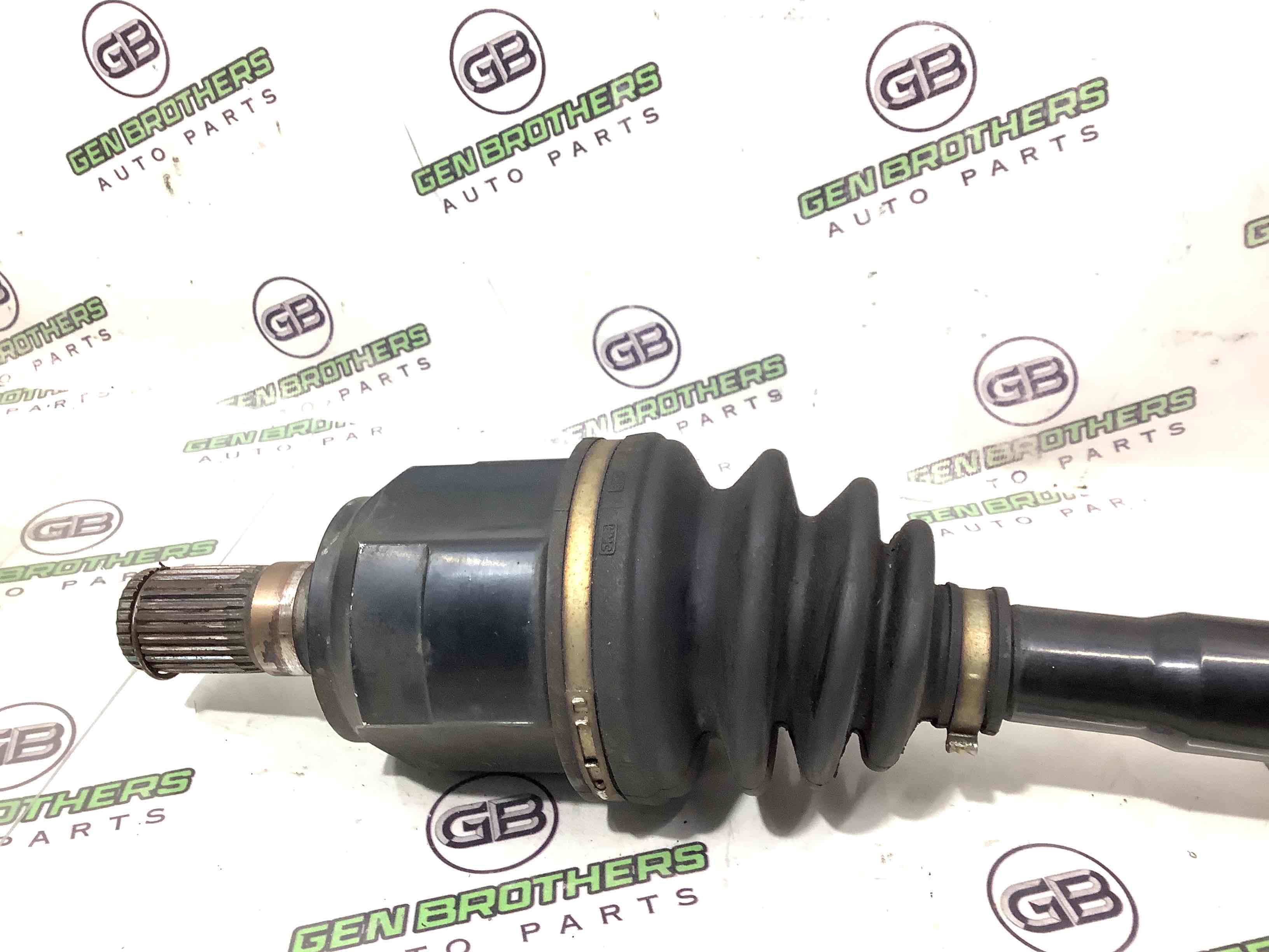 Полуось передняя правая приводной вал, ШРУС