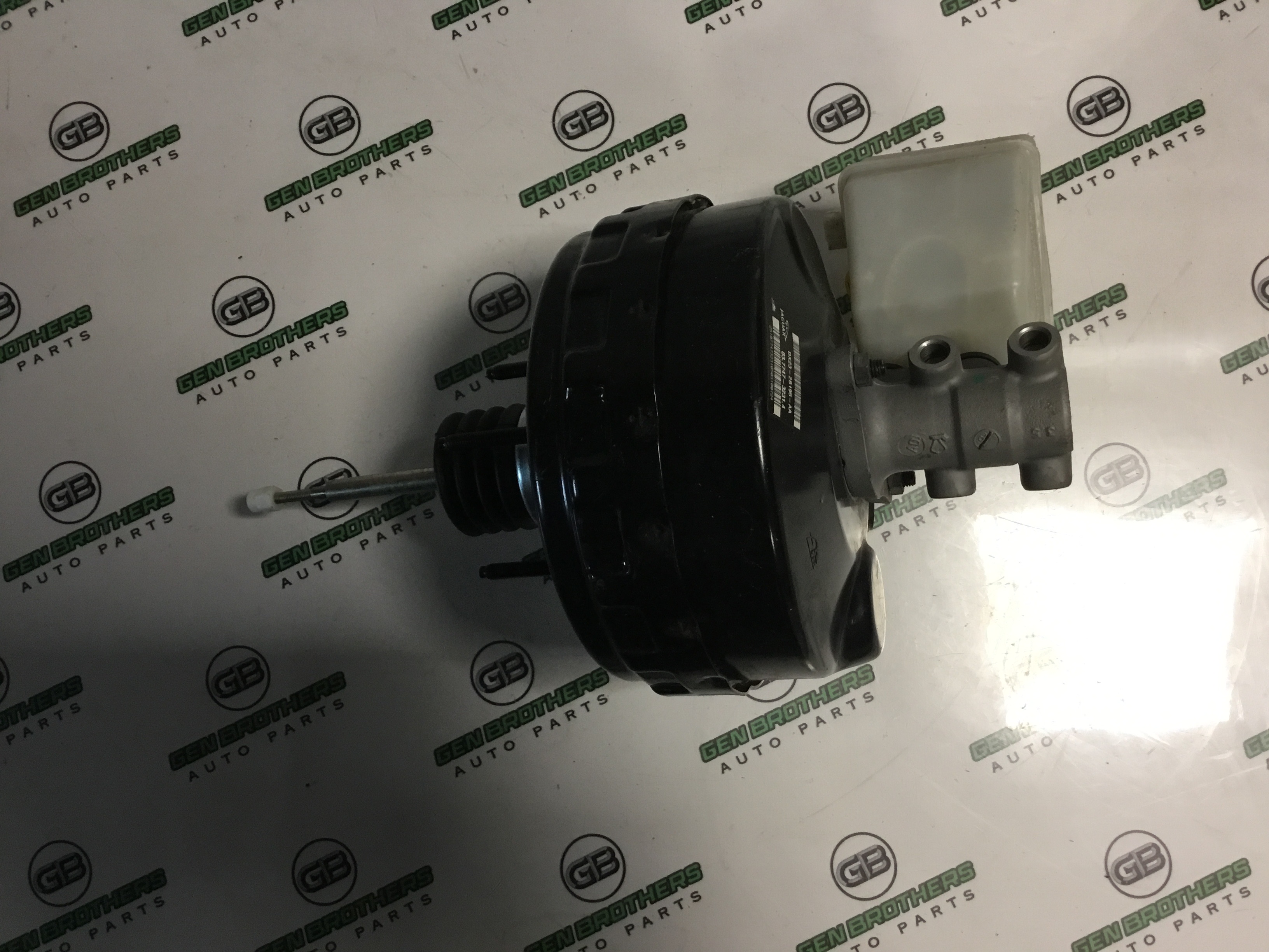 Вакуумний підсилювач гальм