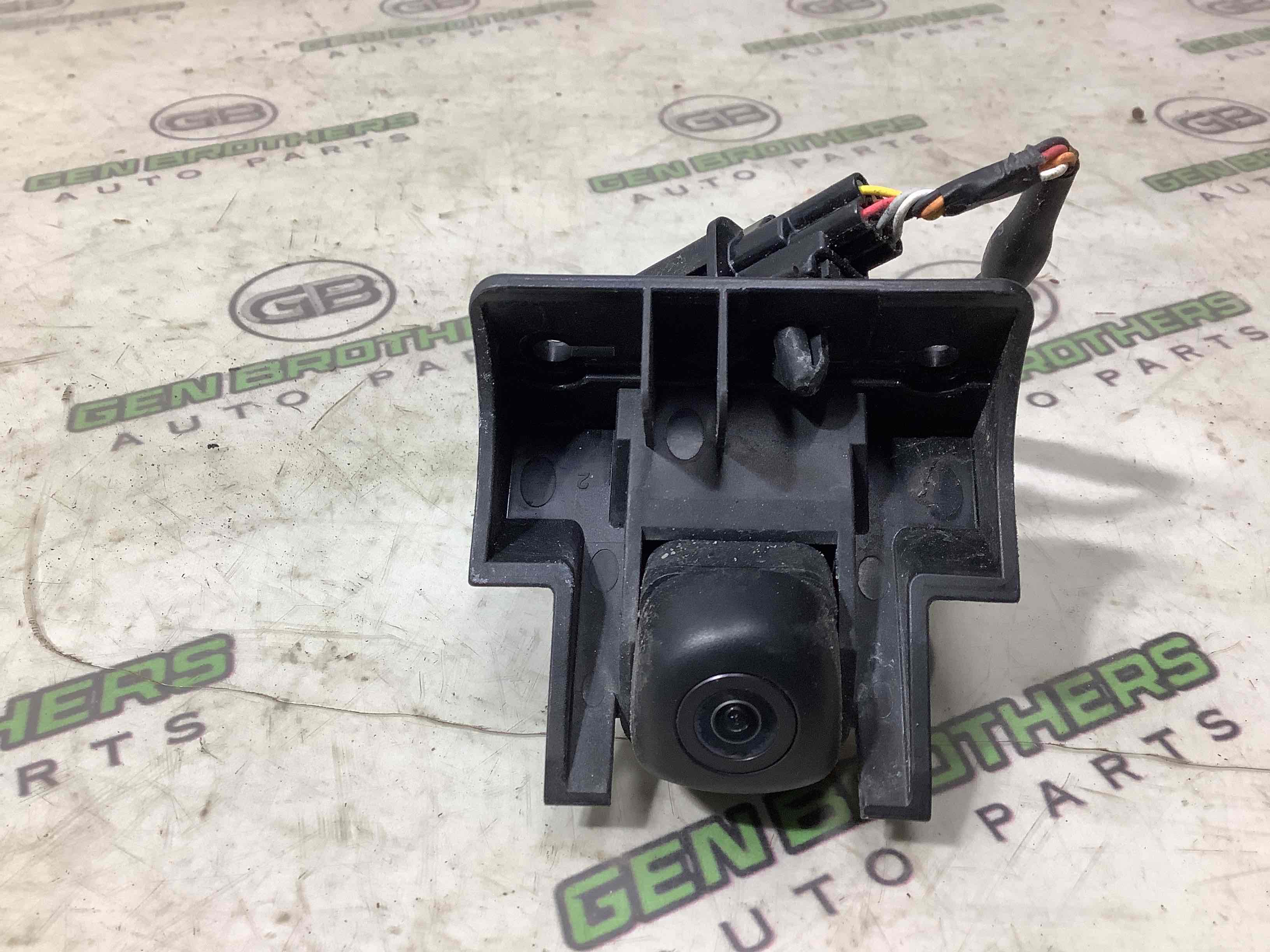 Камера, кріплення камери, корпус