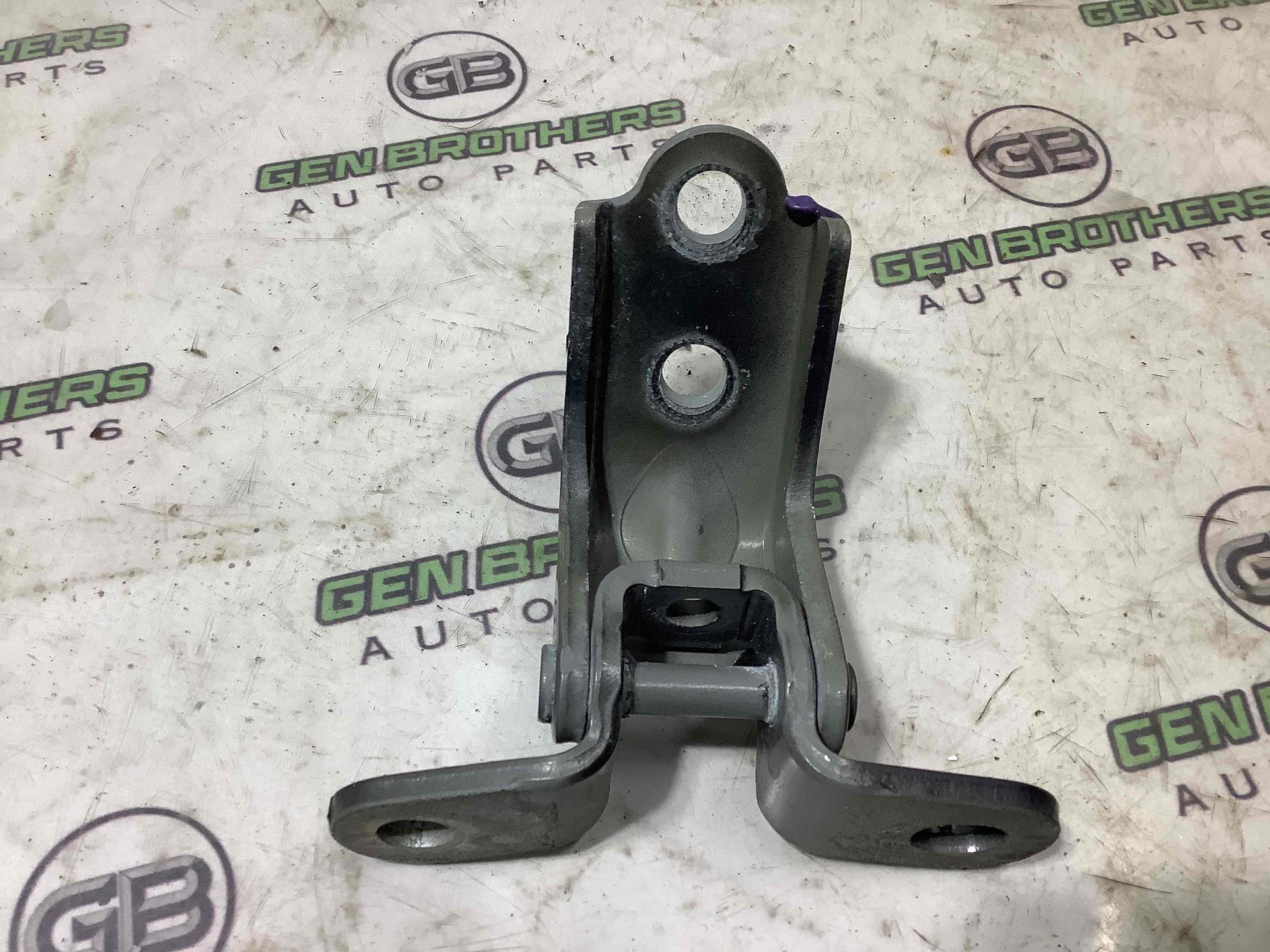 Петля двері, замок двері