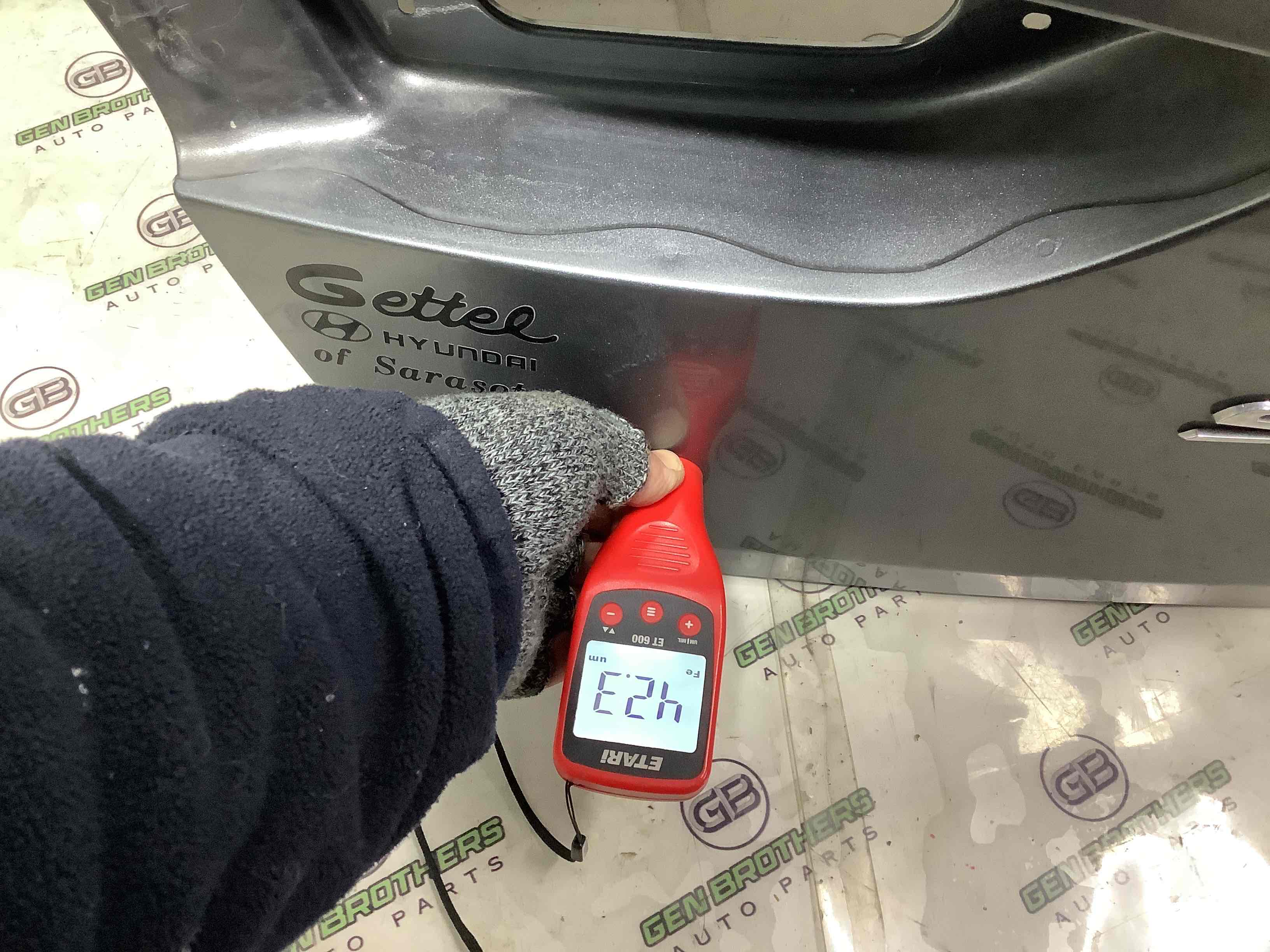 Кришка багажника, двері багажника