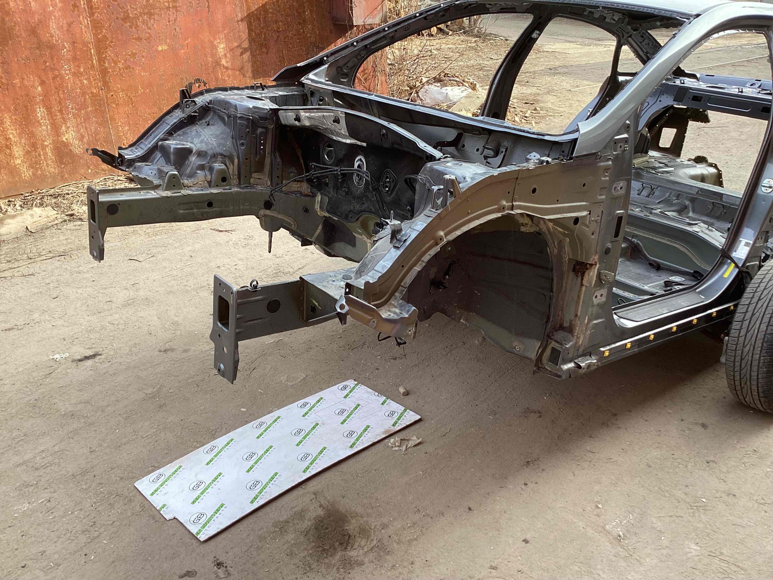 Чверть передня ліва