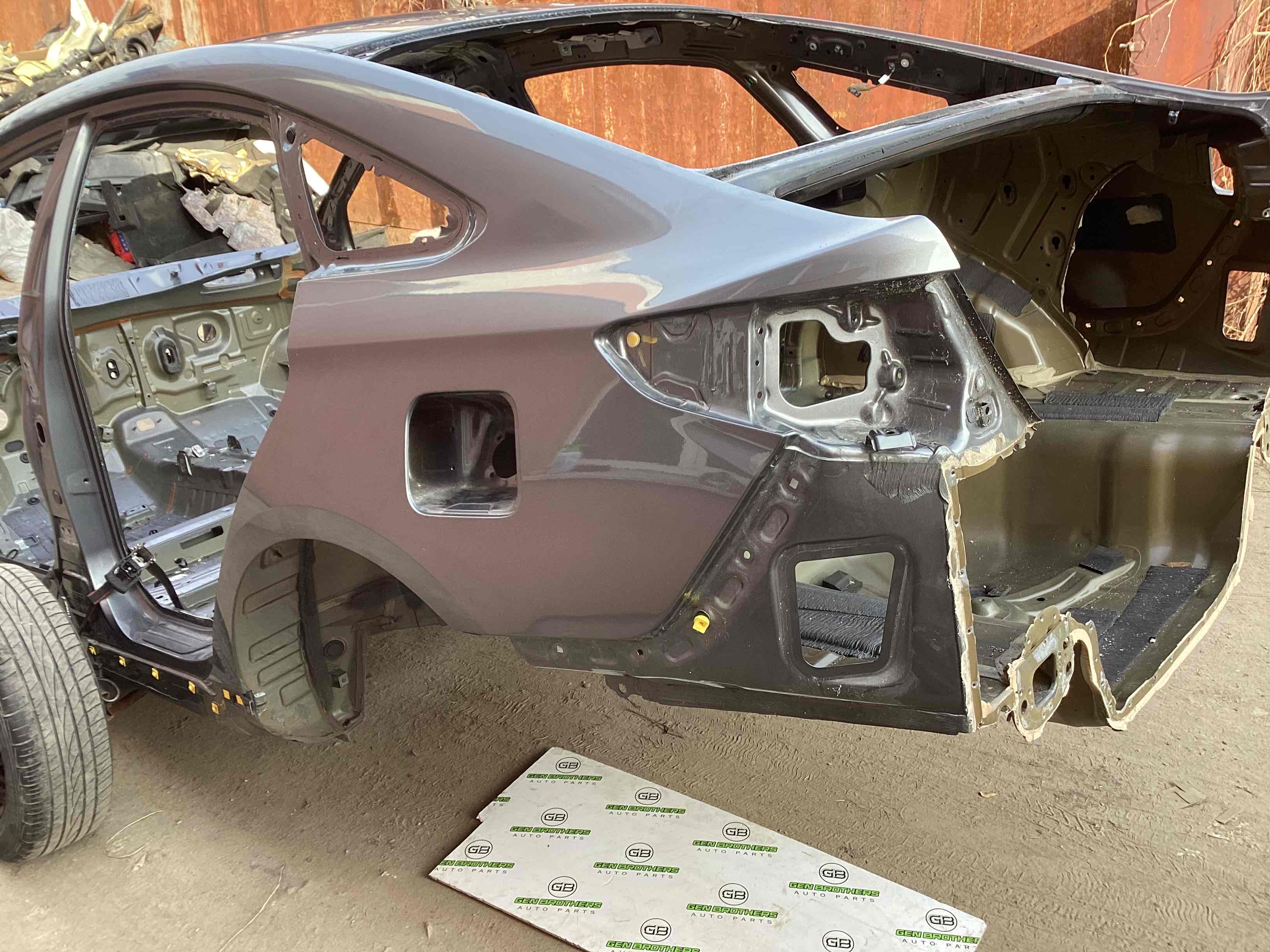 Чверть задня ліва