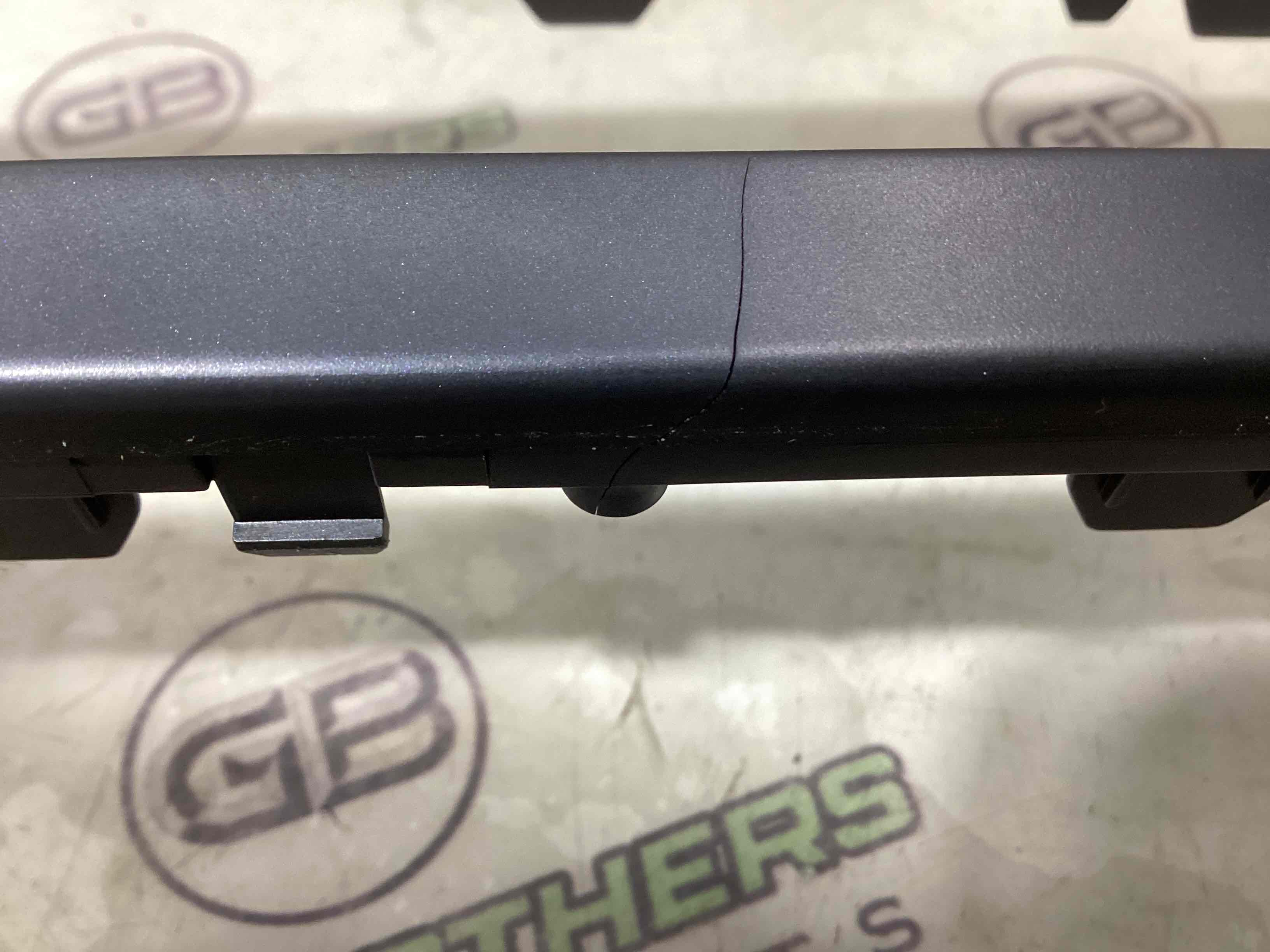 Оздоблення центральної консолі