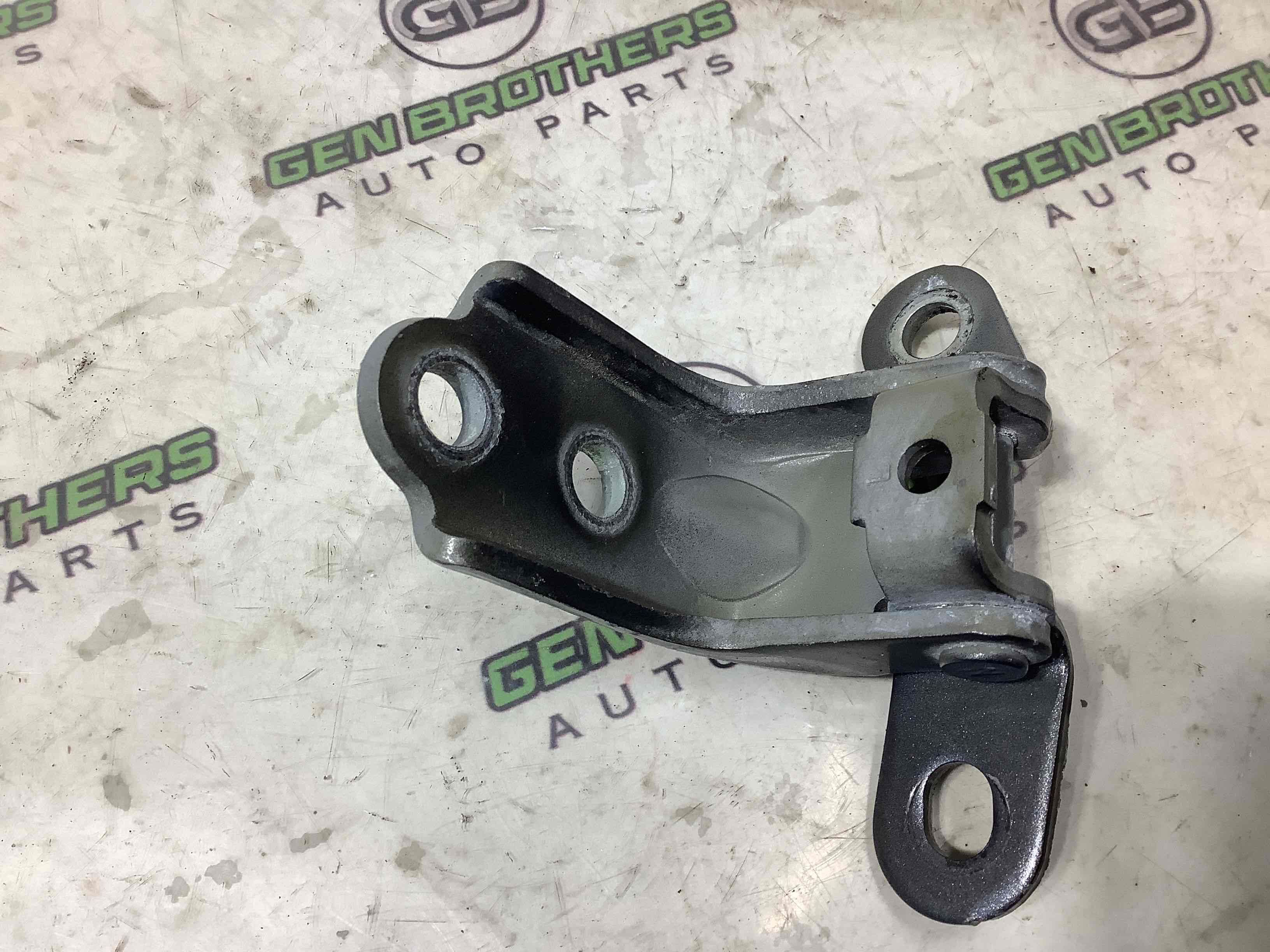 Петля двері, замок двері