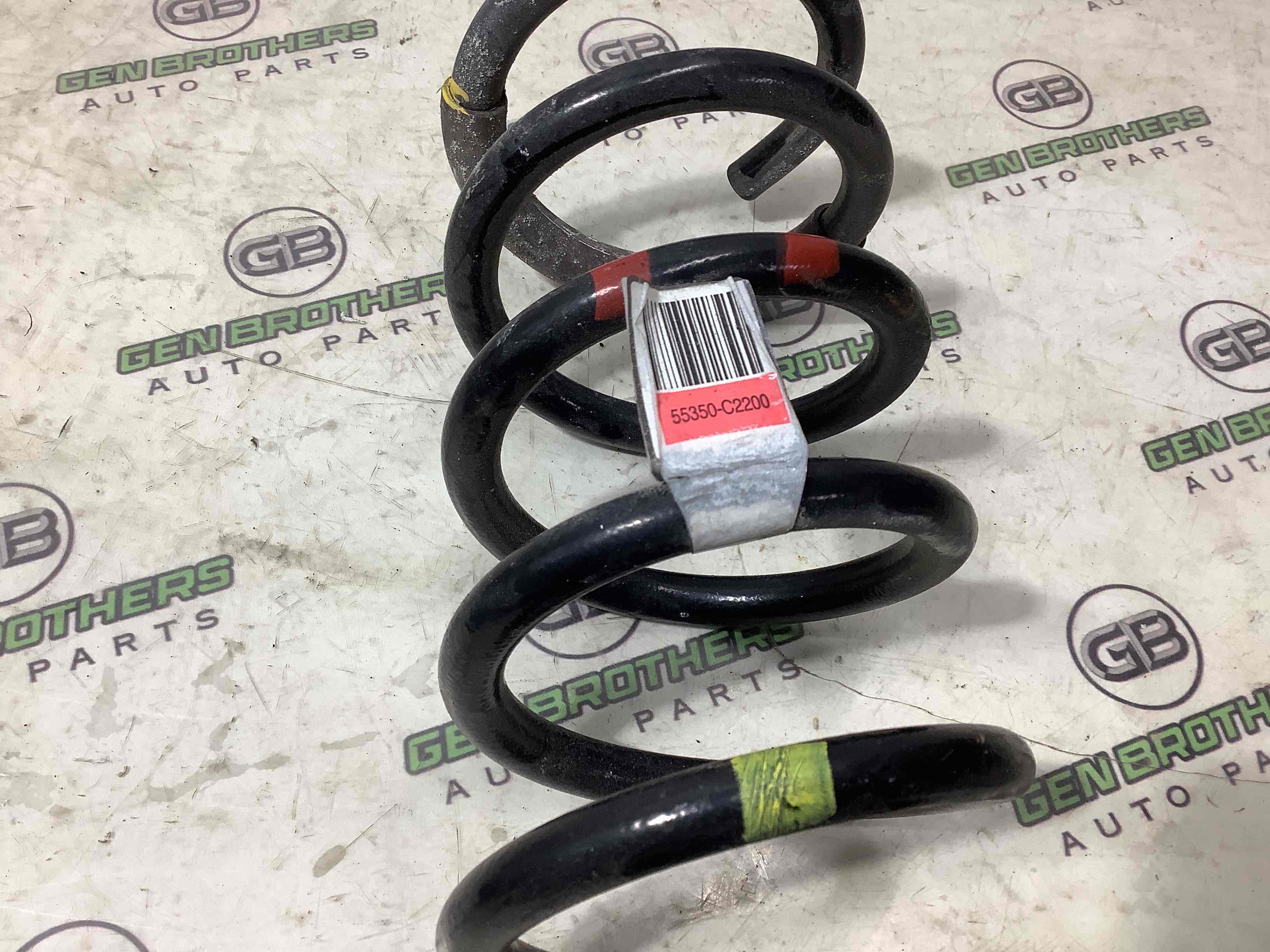 Пружина задня