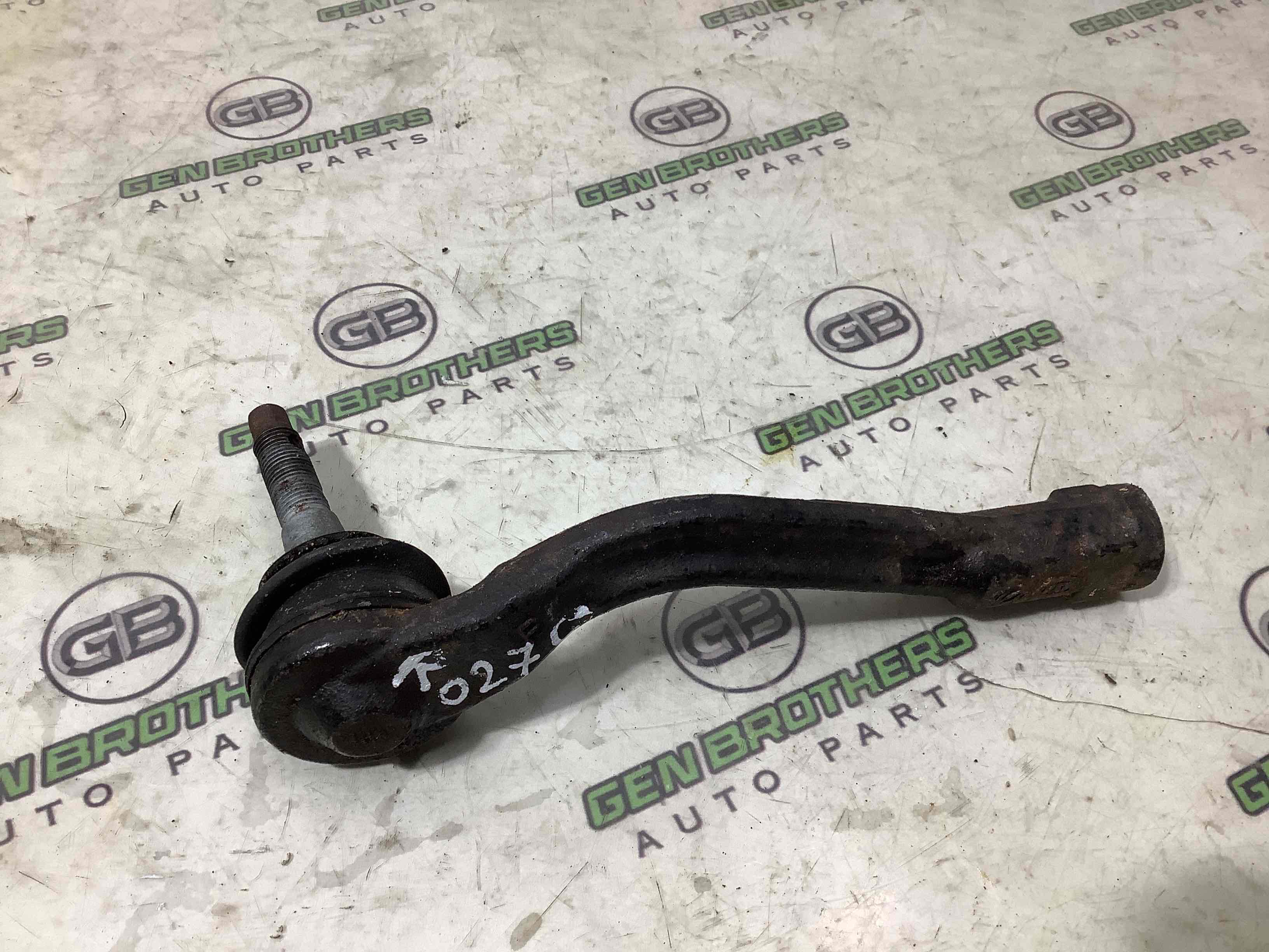 Тяга рульова, наконечник