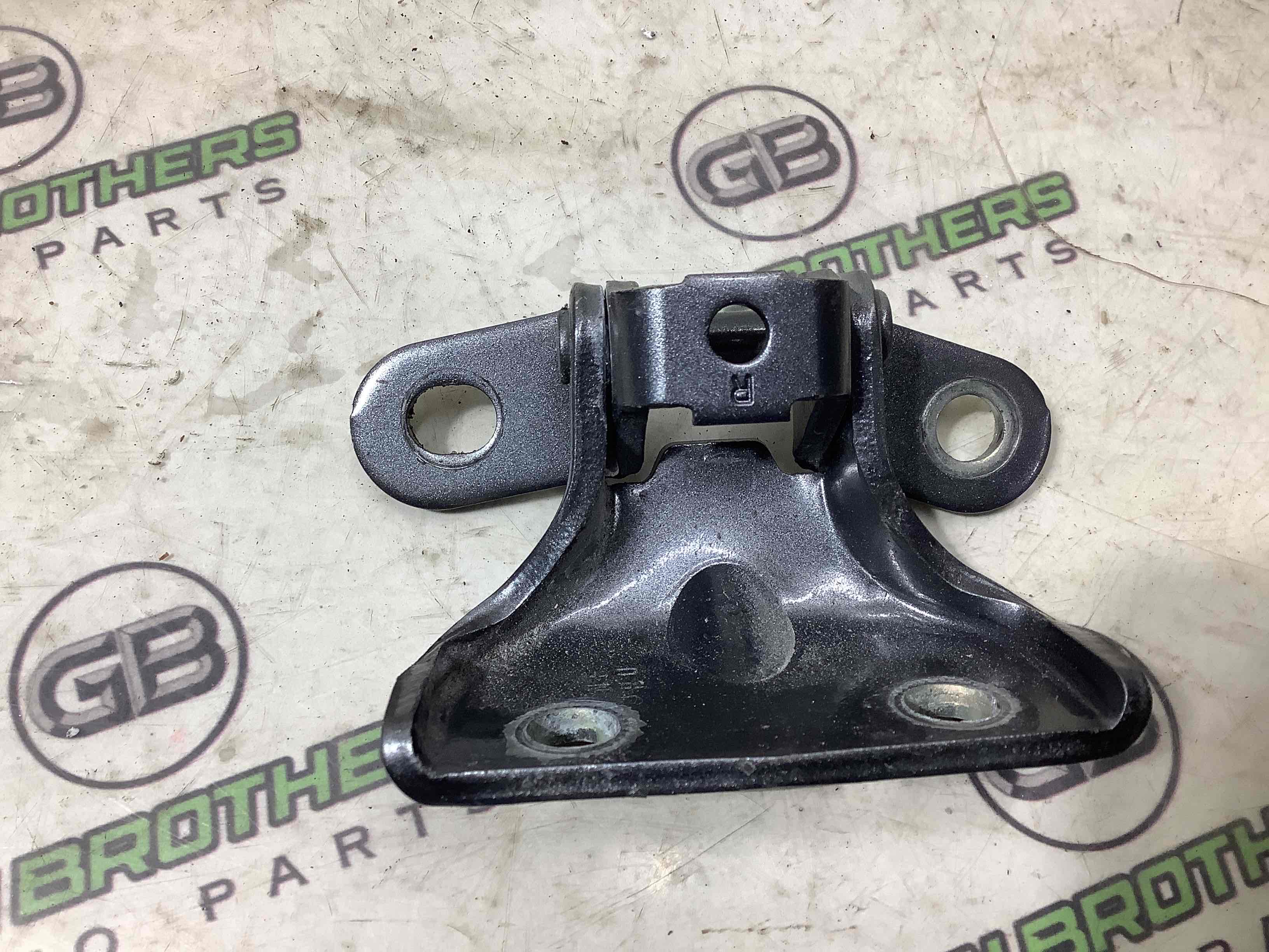 Петля двері, замок двері