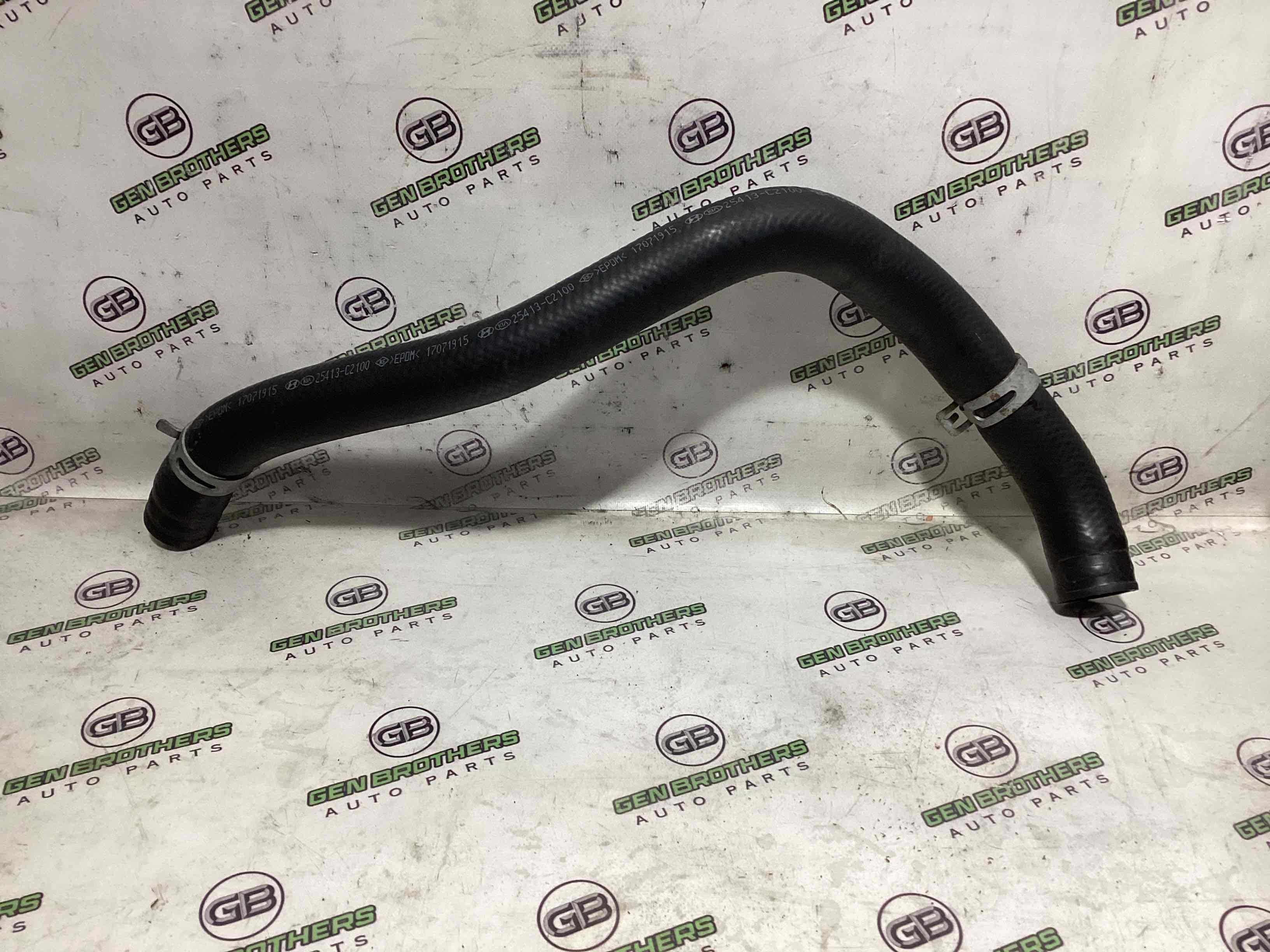 Патрубок радіаторів