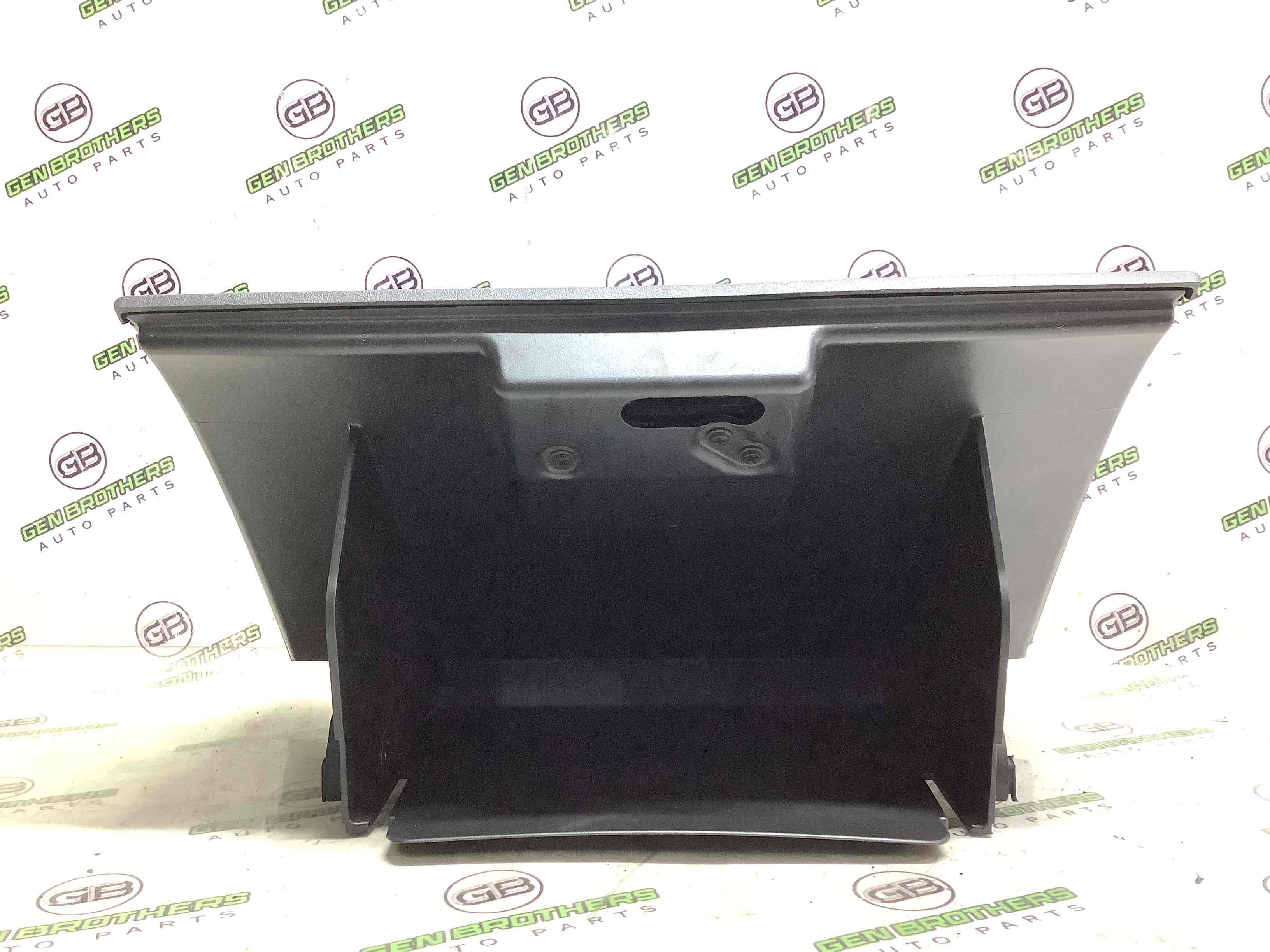 Бардачок замок бардачка, підстаканник, ящик