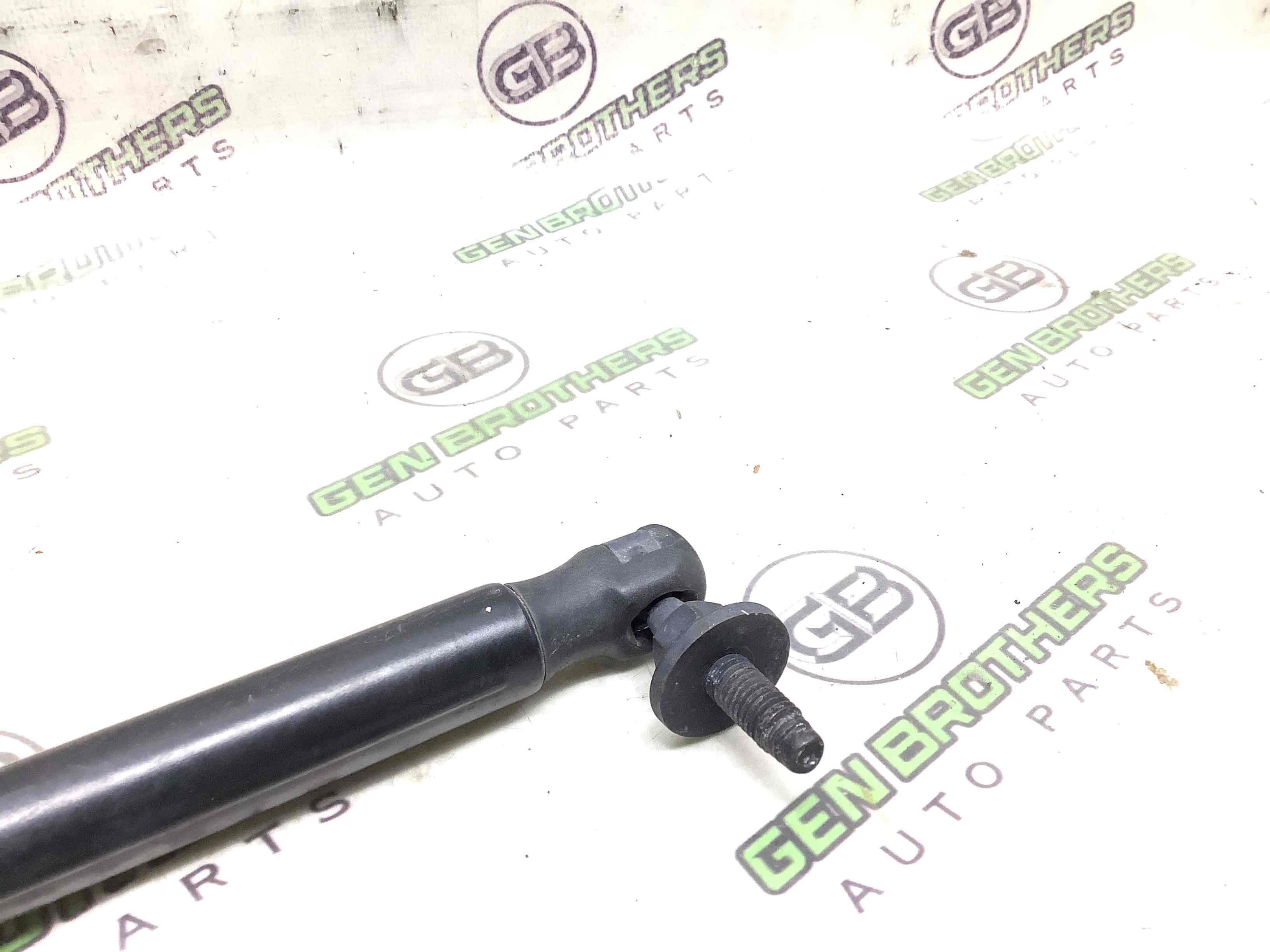 Амортизатор кришки двері багажника