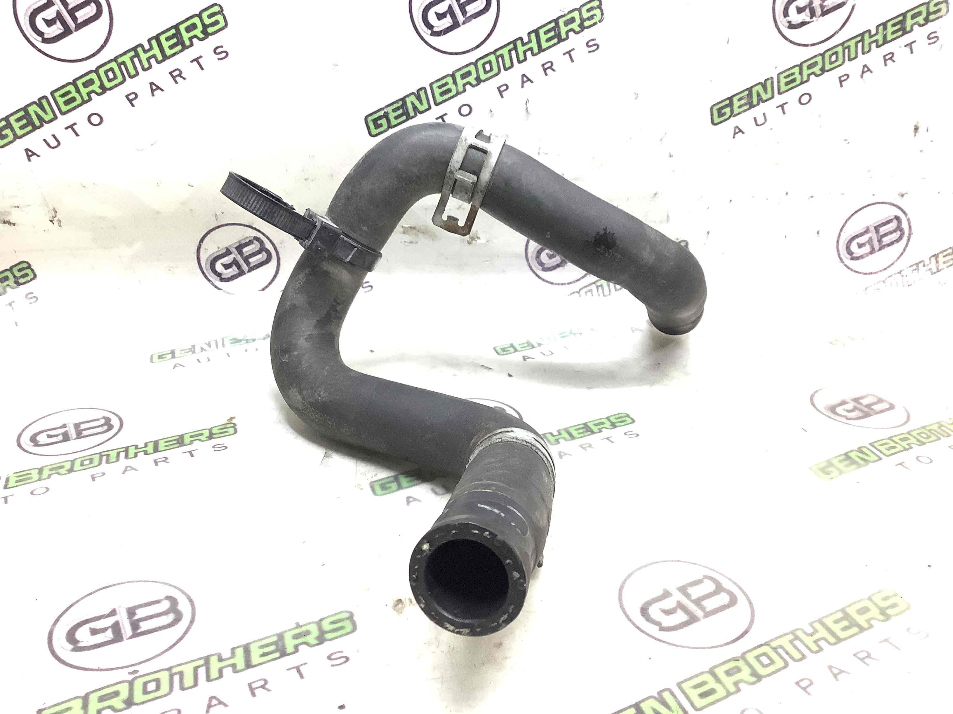 Патрубок трубопровід, шланг