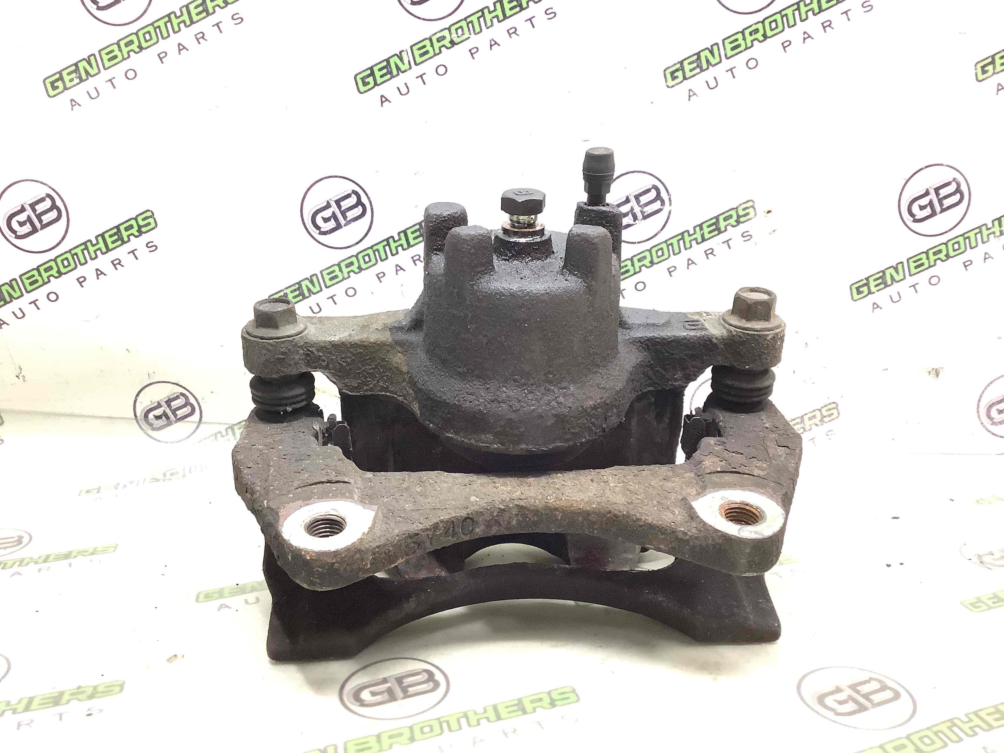 Супорт передній правий