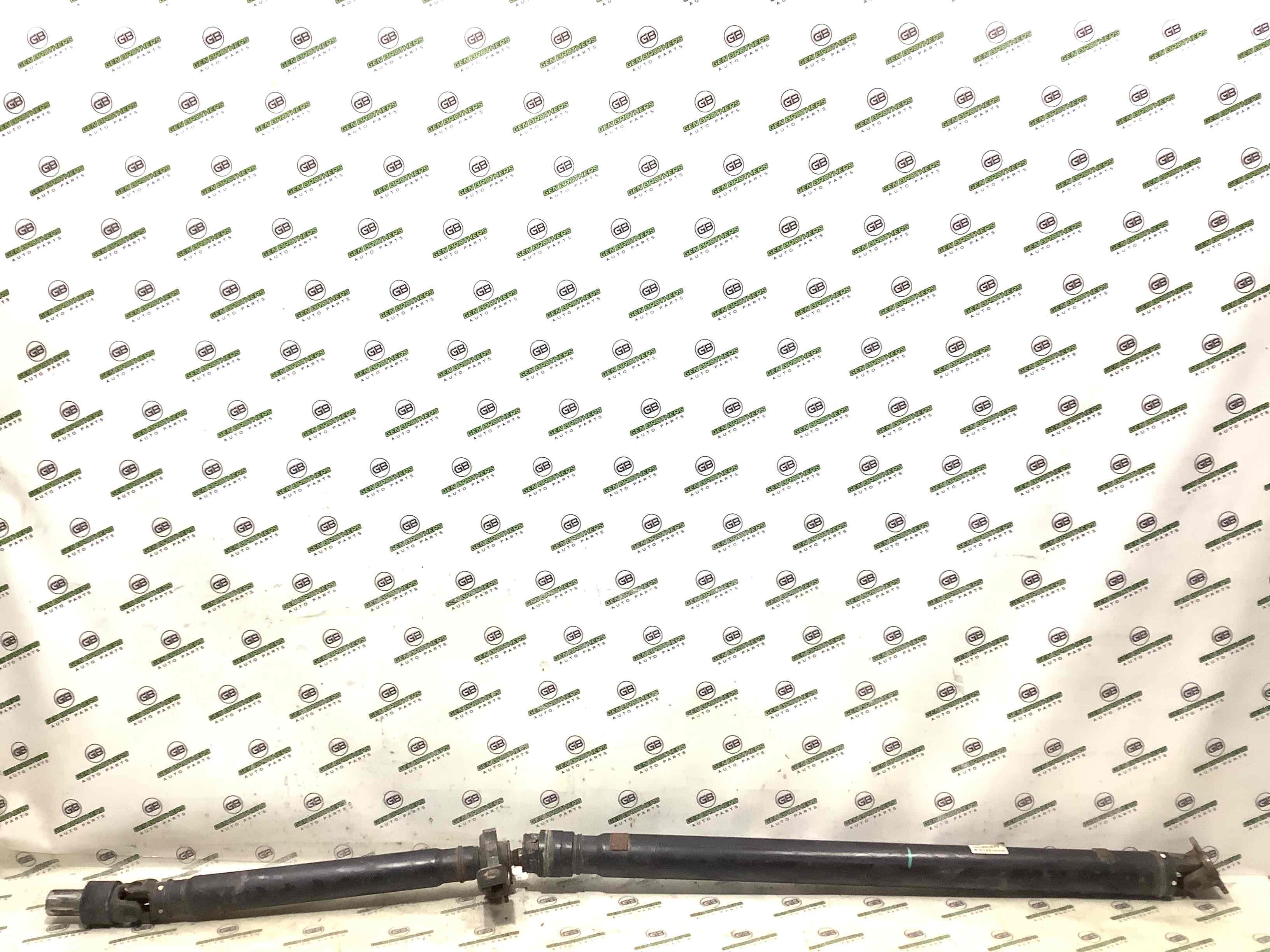 Карданний вал