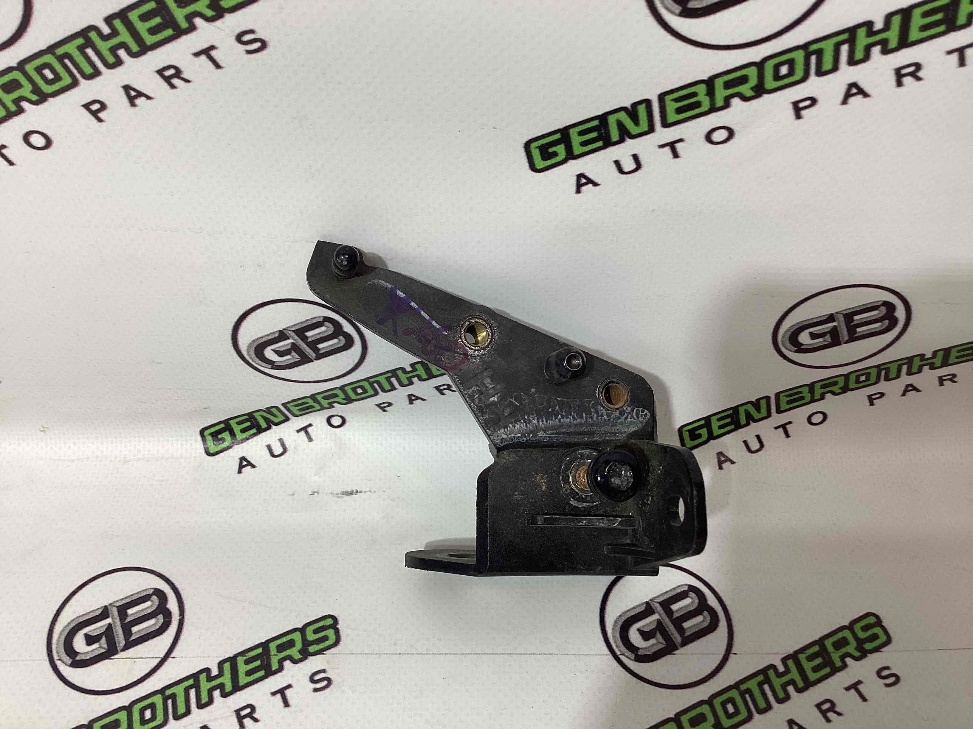 Кріплення крила