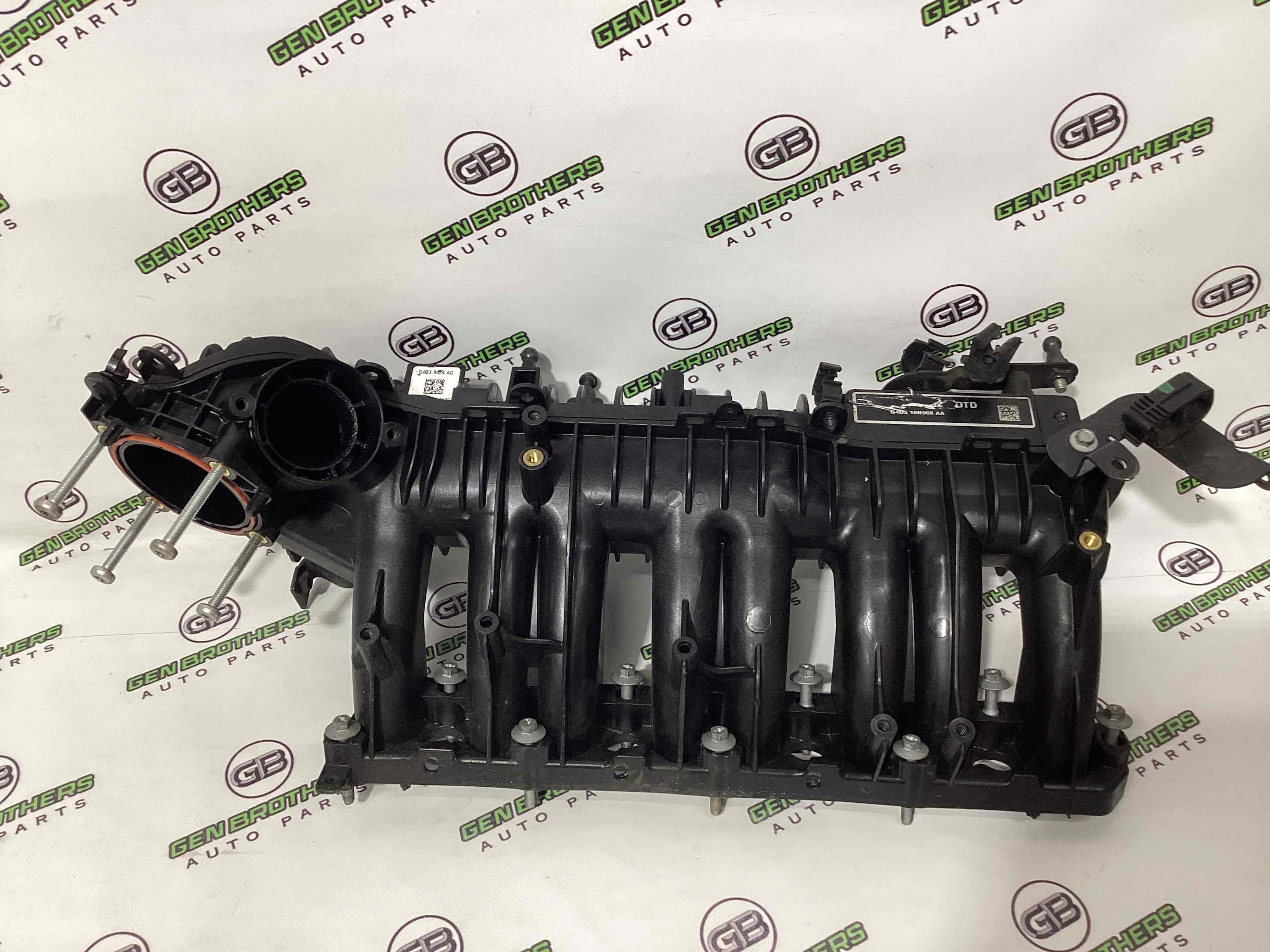 Колектор впускний