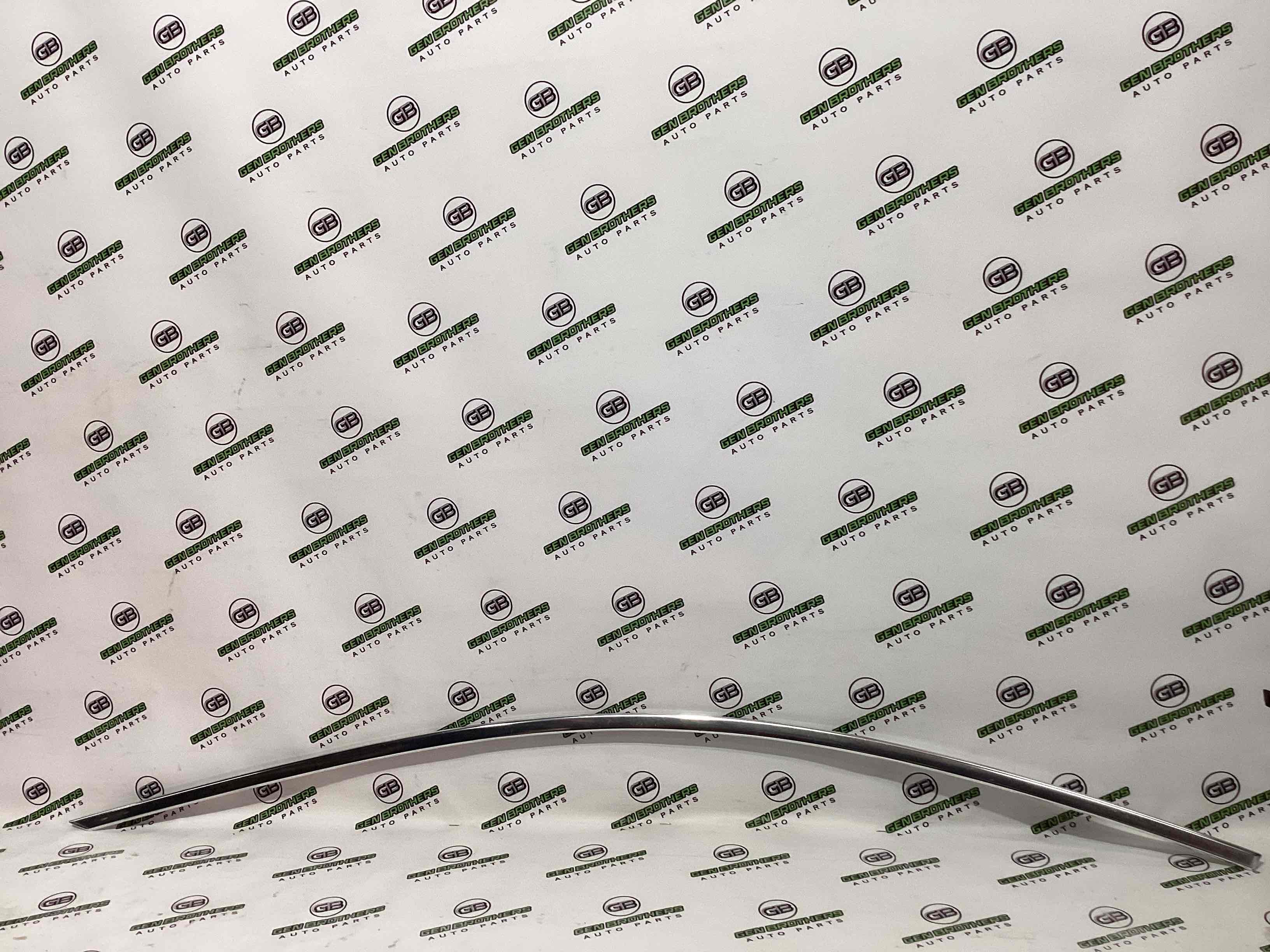 Молдинг двері передньої лівої