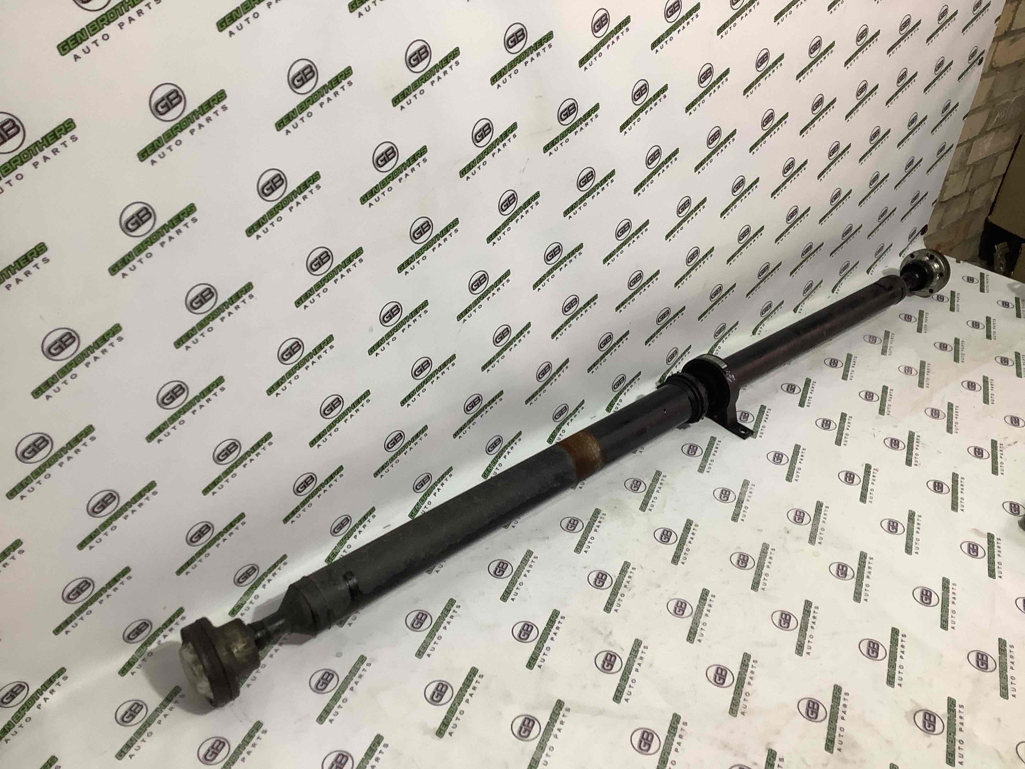 Карданний вал