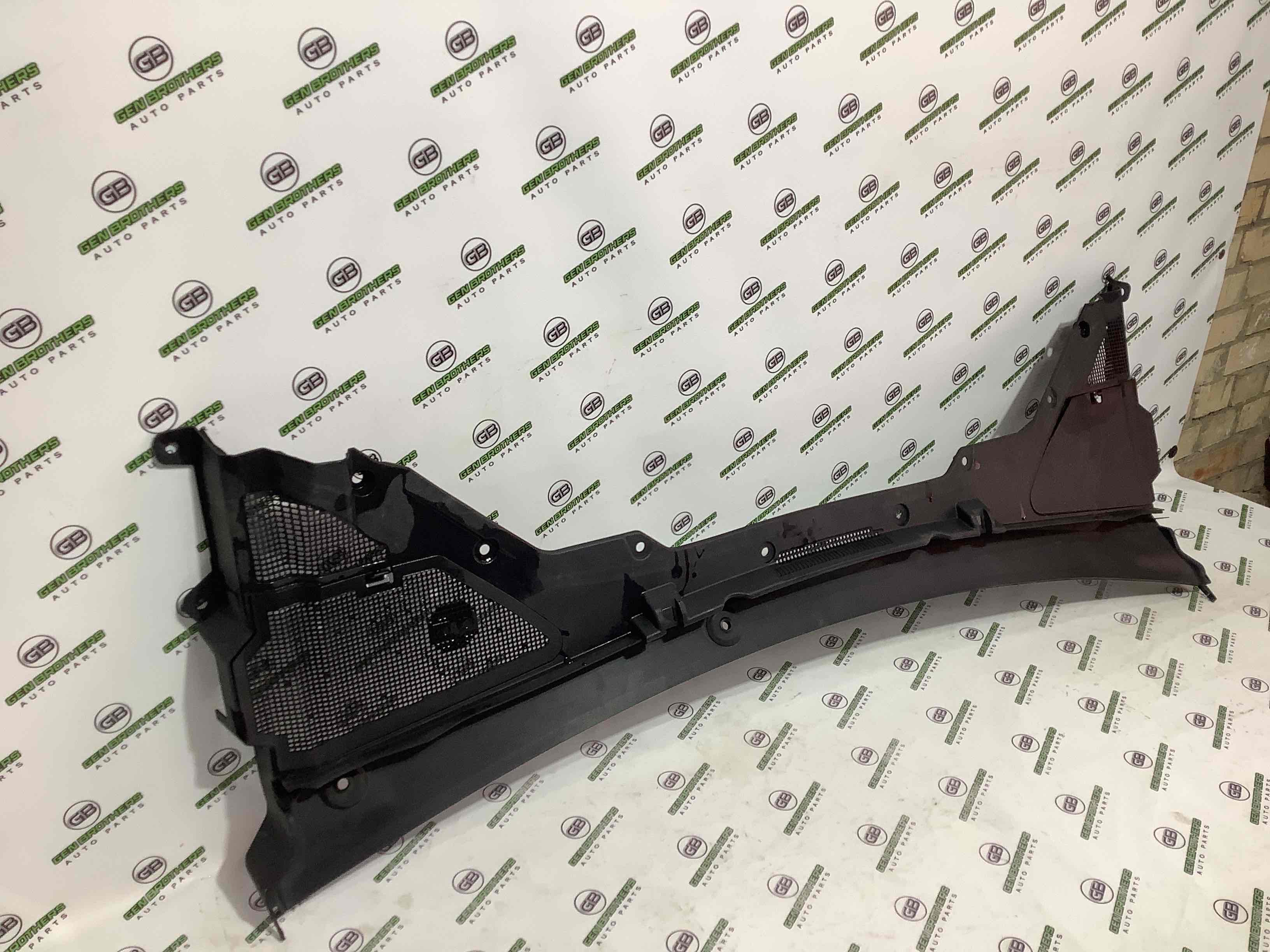 Жабо трапеції двірників, кріплення жабо