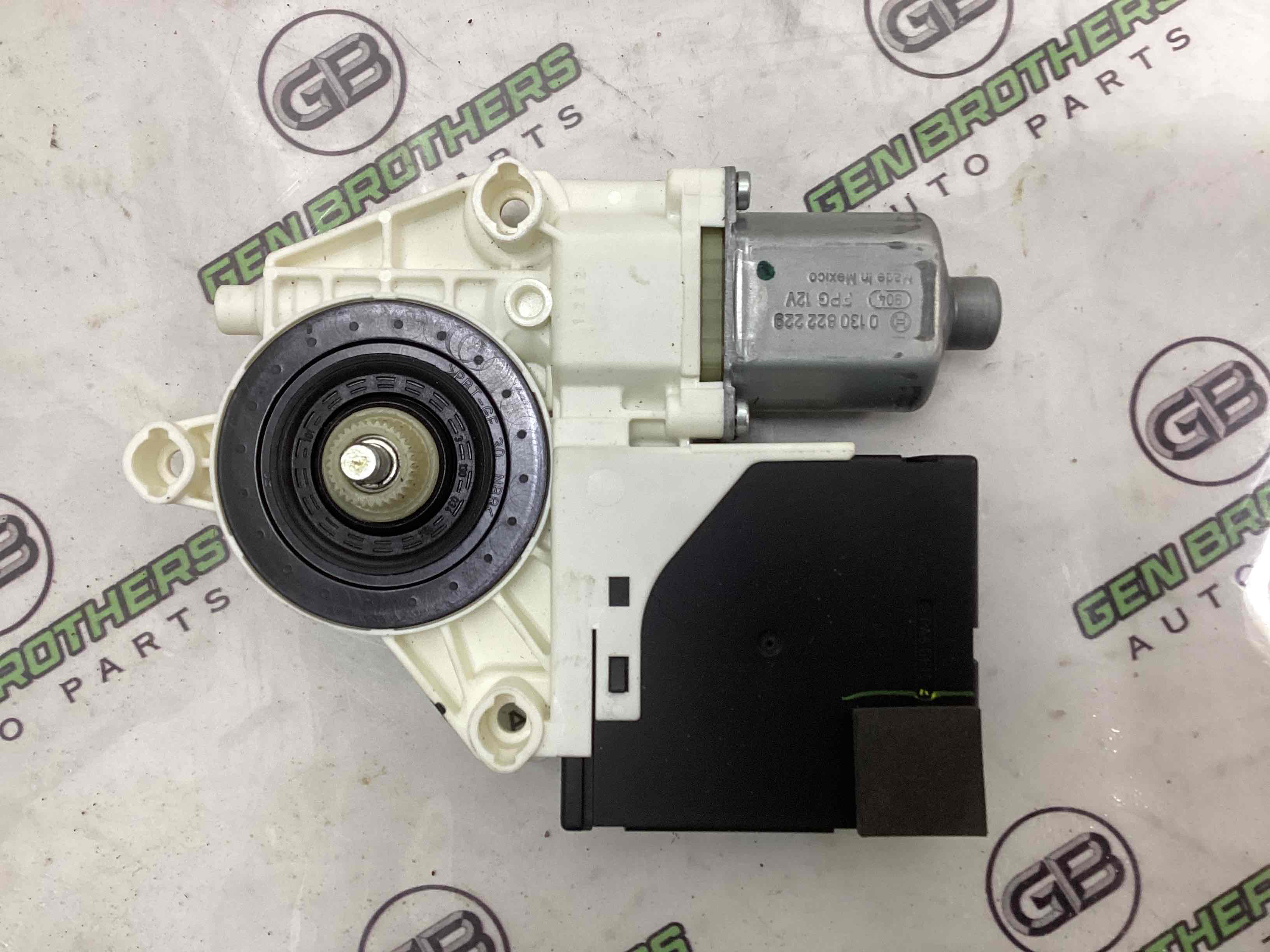 Моторчик склопідйомника