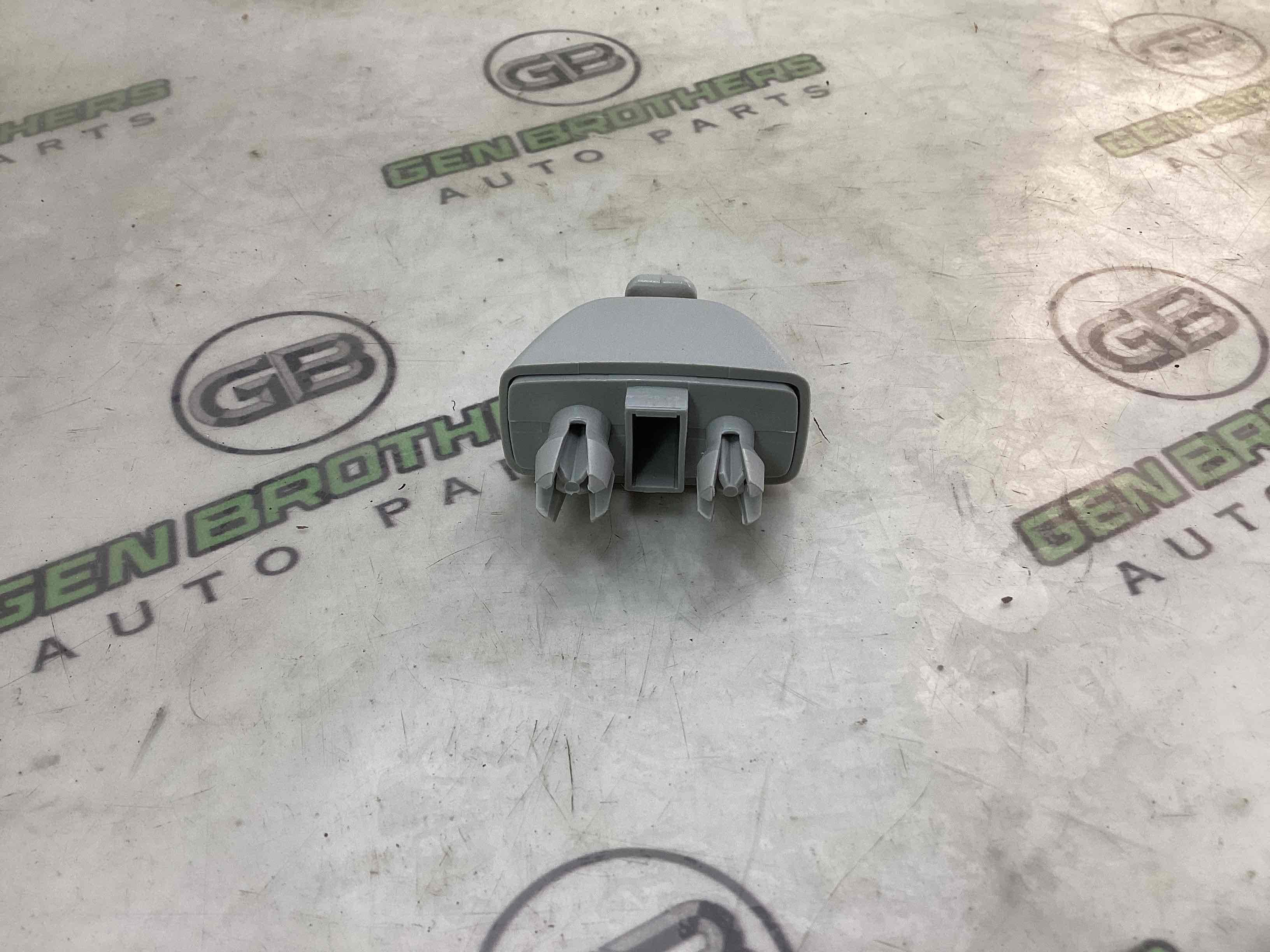 Козирок сонцезахисний