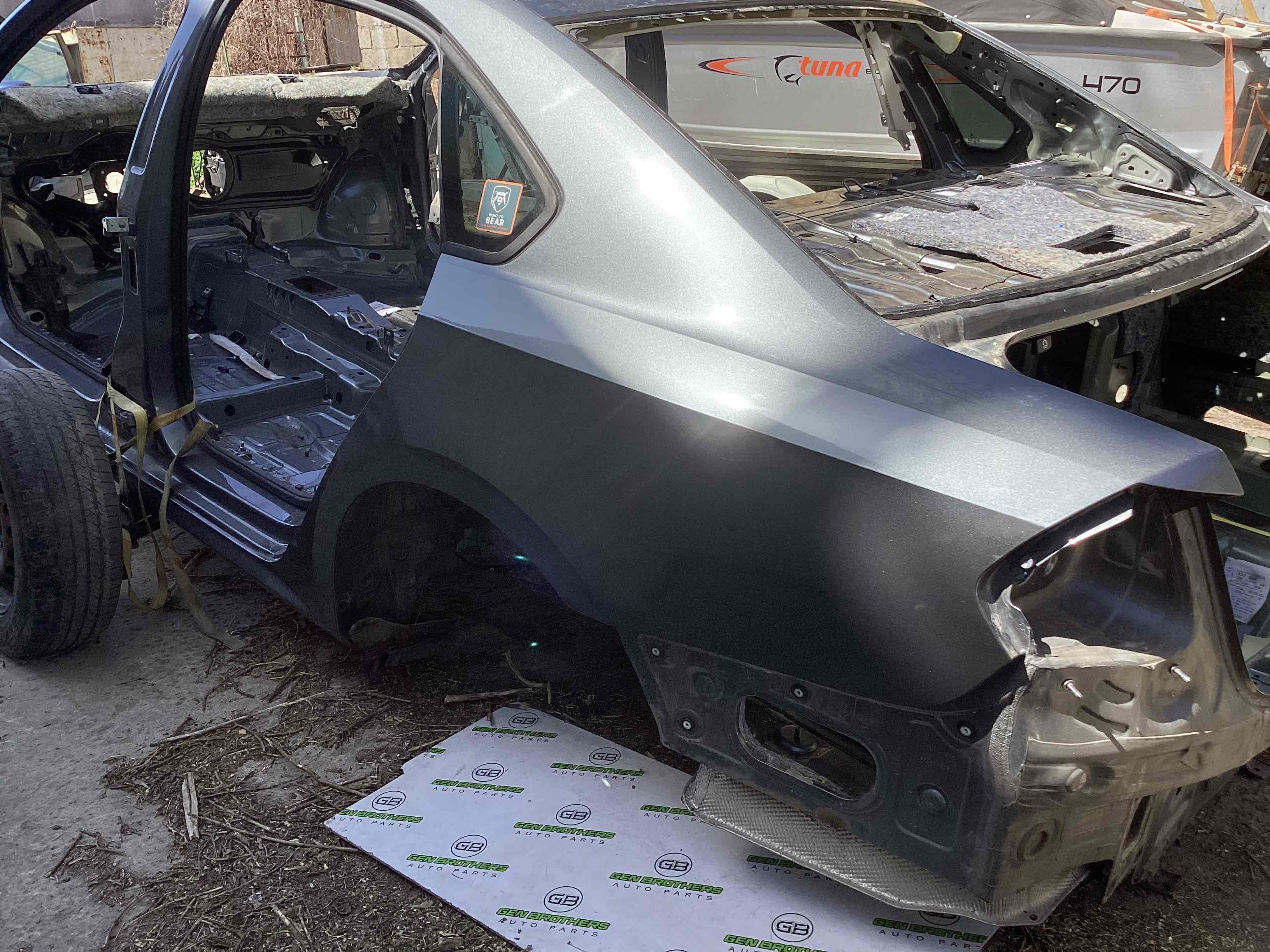 Чверть задня ліва