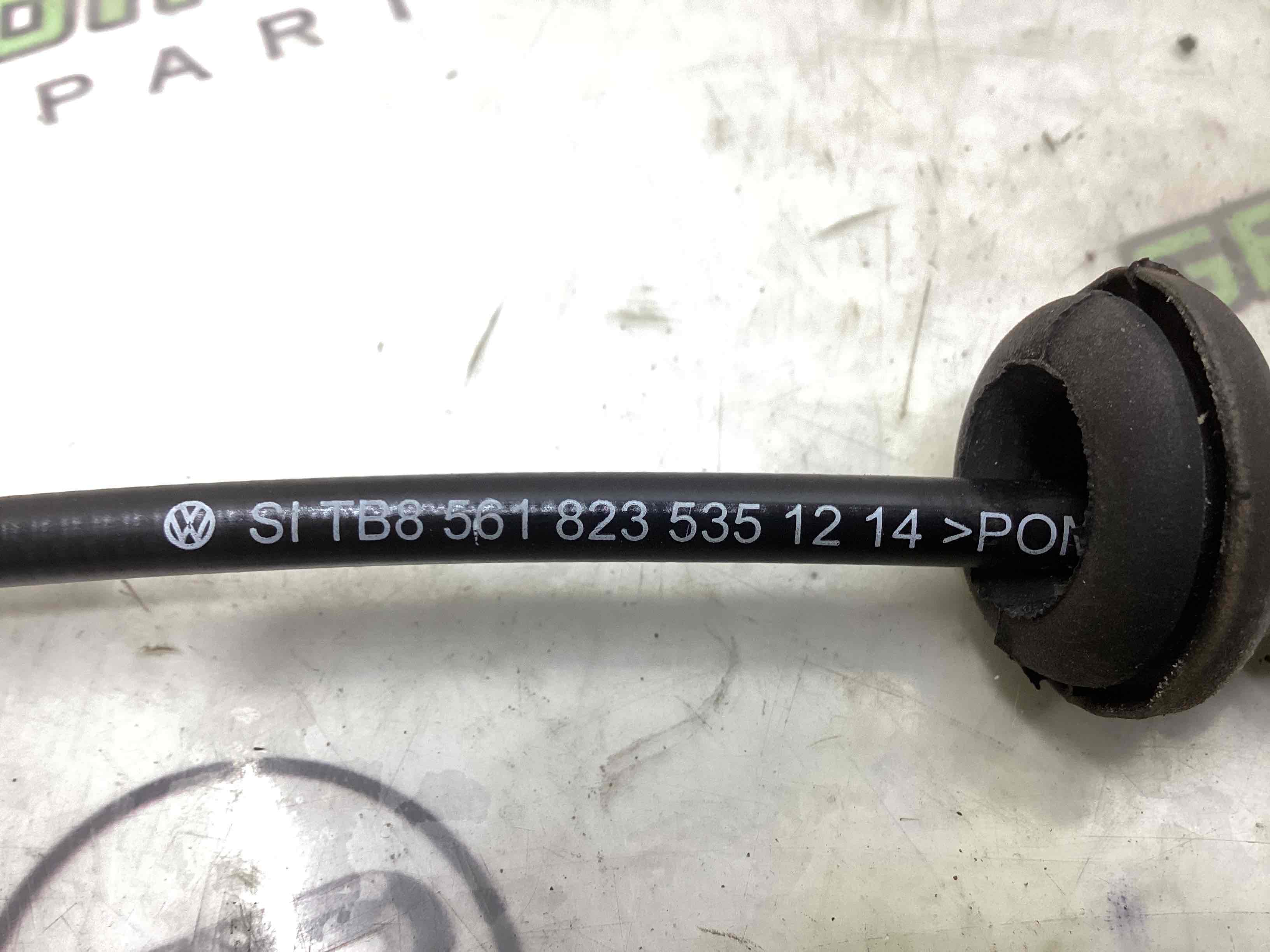 Замок капота, трос капота