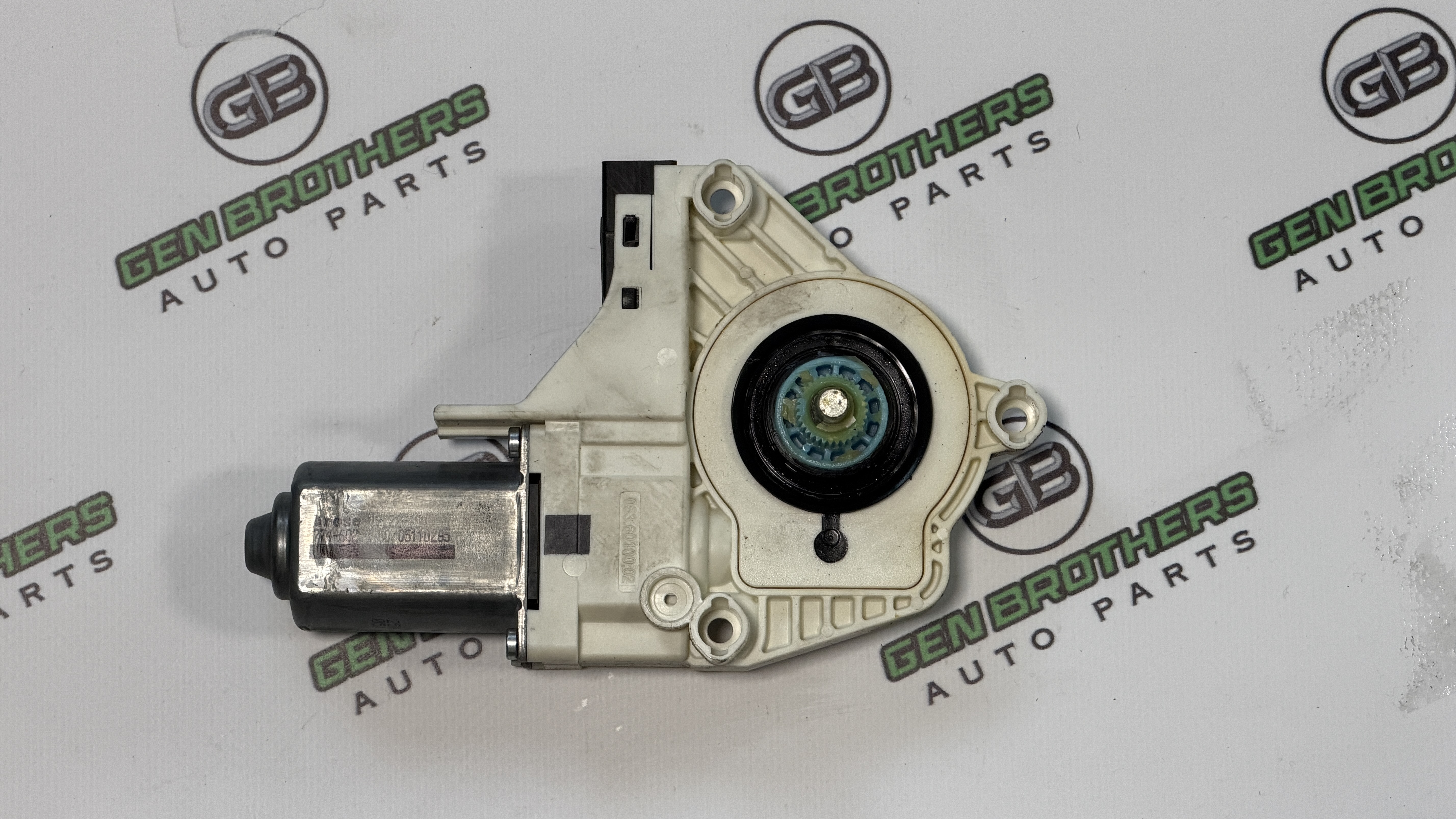 Моторчик склопідйомника Land Rover DISCOVERY 3 L319 2008