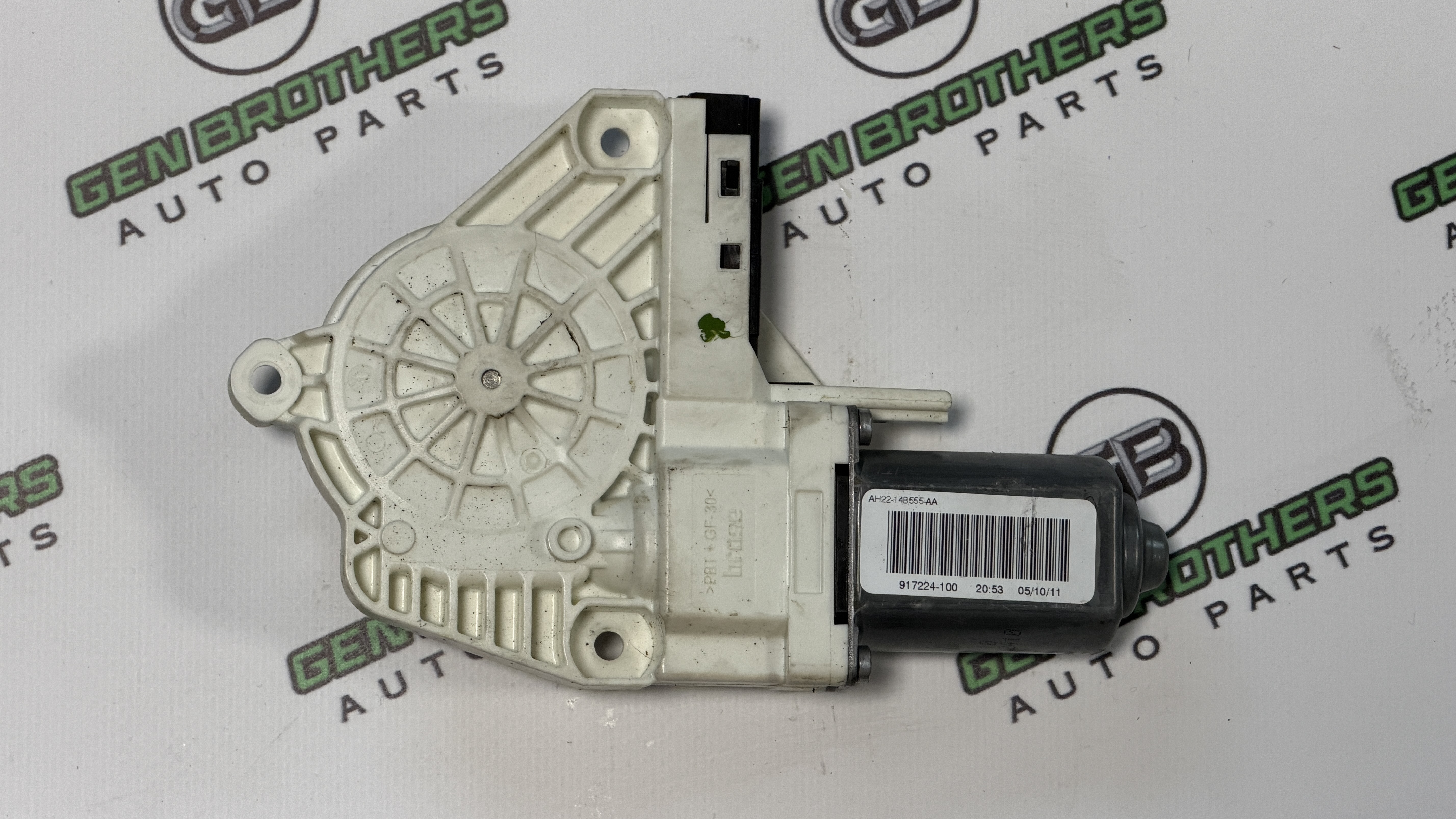 Моторчик склопідйомника Land Rover DISCOVERY 3 L319 2008