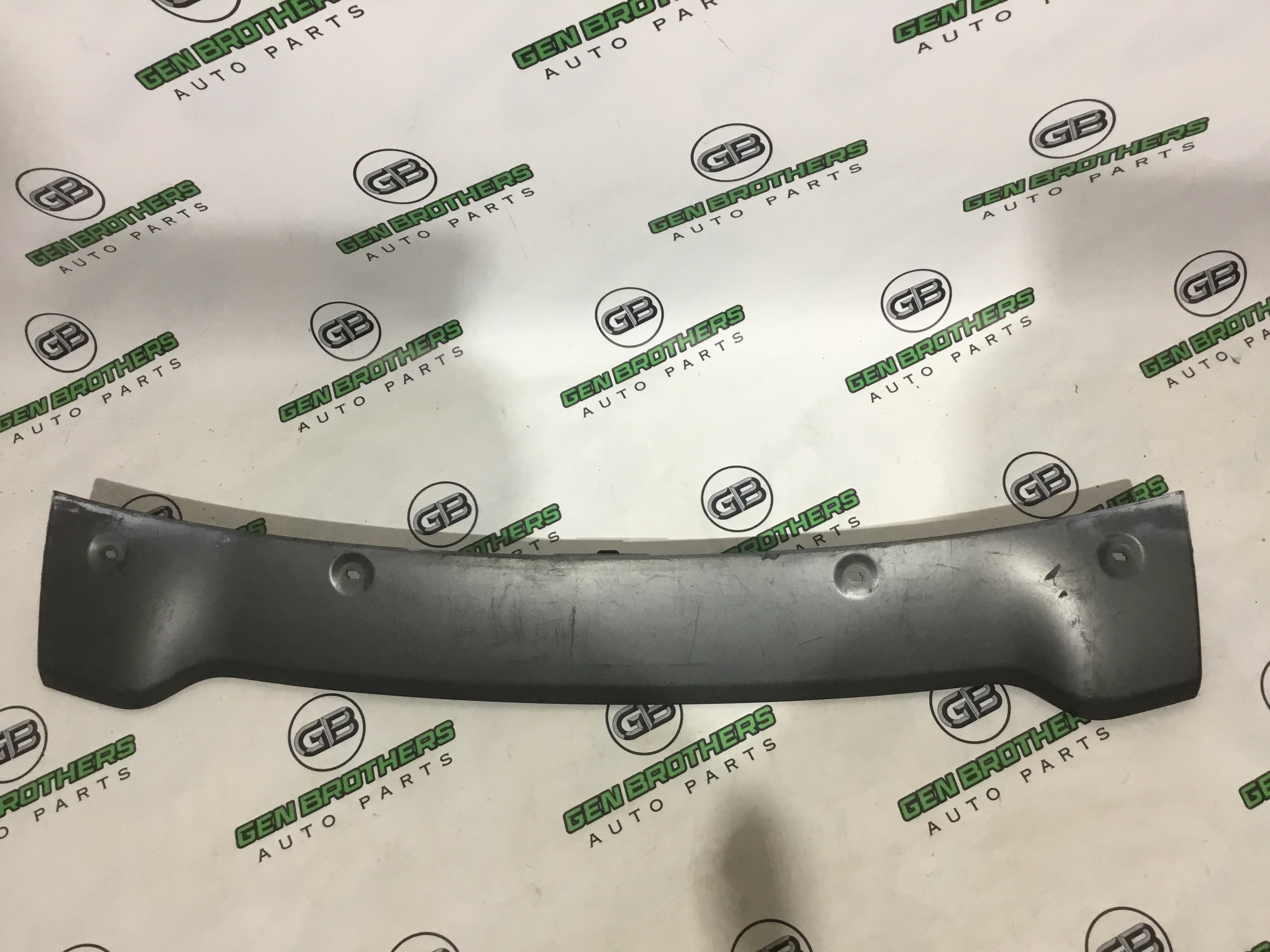Накладка на бампер Land Rover Range Rover Sport L320 2005