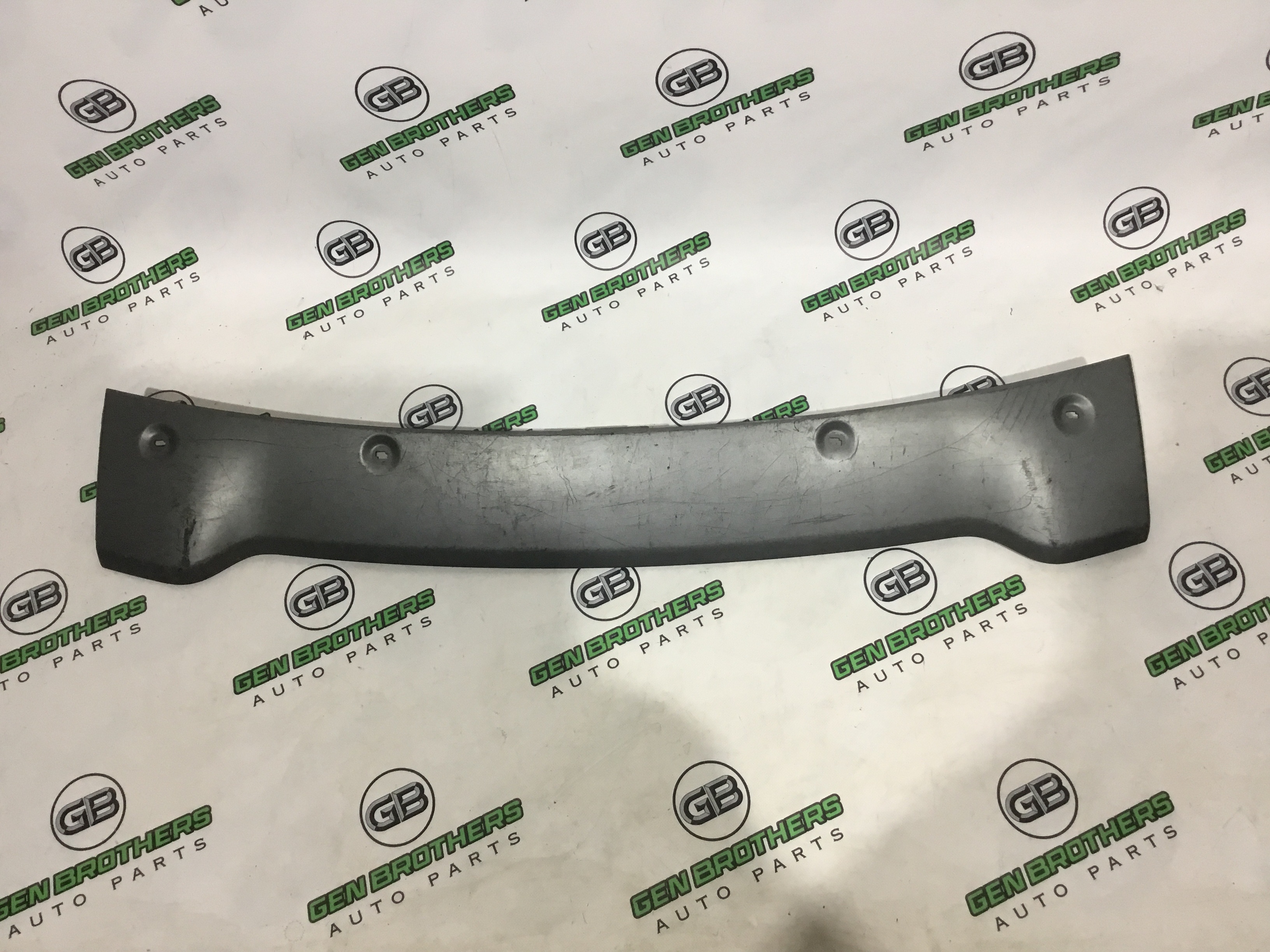Накладка на бампер Land Rover Range Rover Sport L320 2005