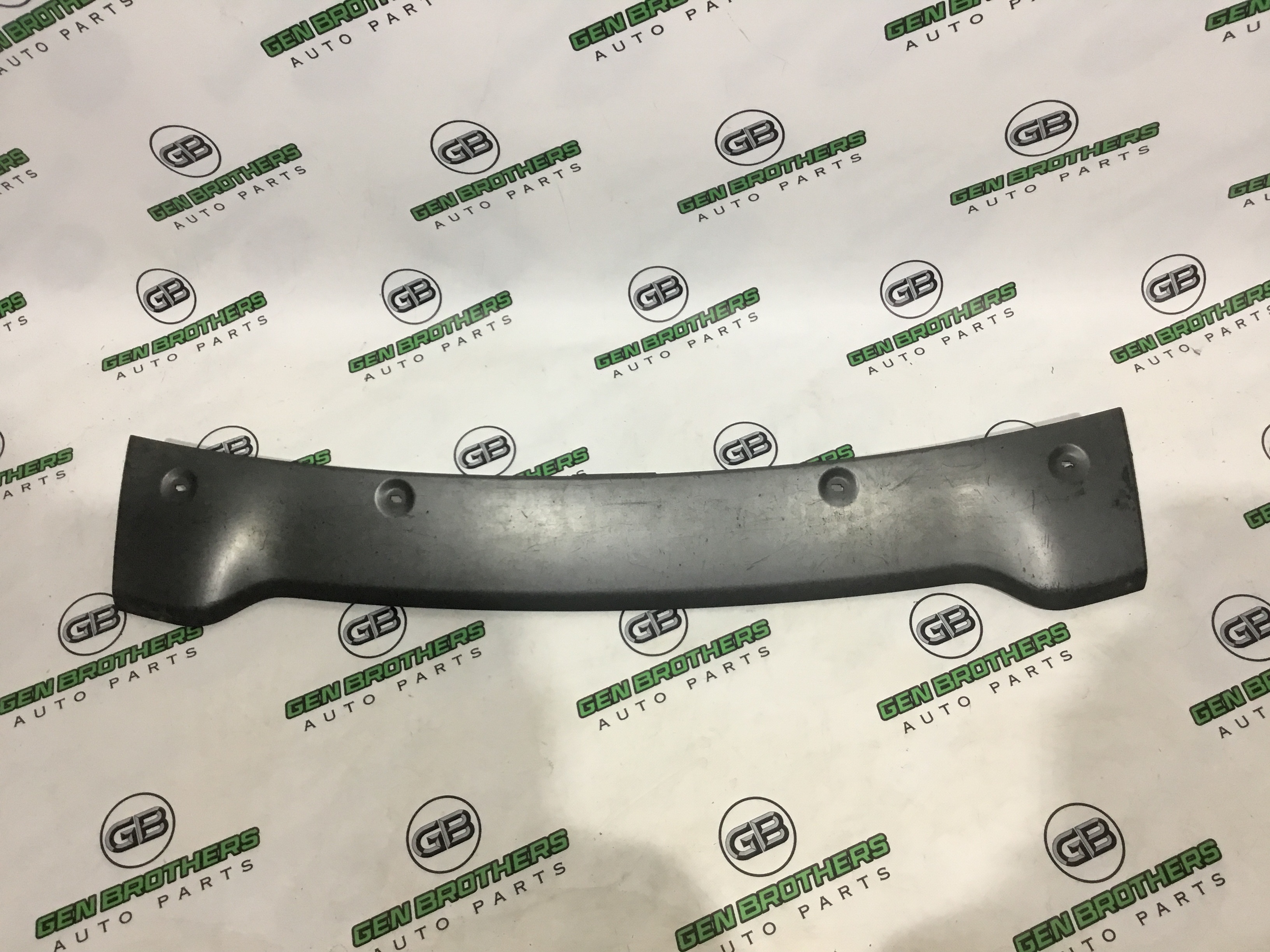 Накладка на бампер Land Rover Range Rover Sport L320 2005