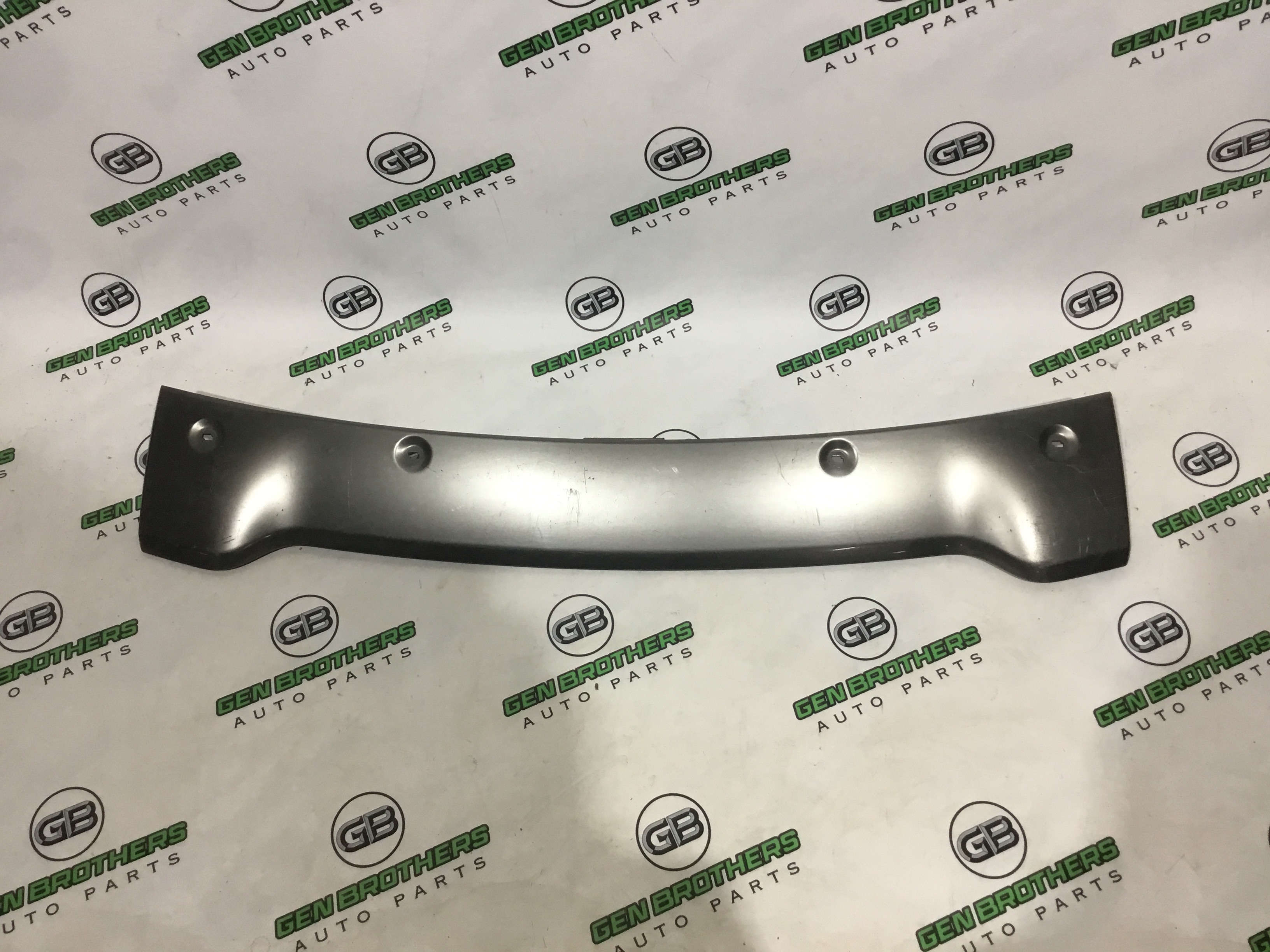 Накладка на бампер Land Rover Range Rover Sport L320 2005