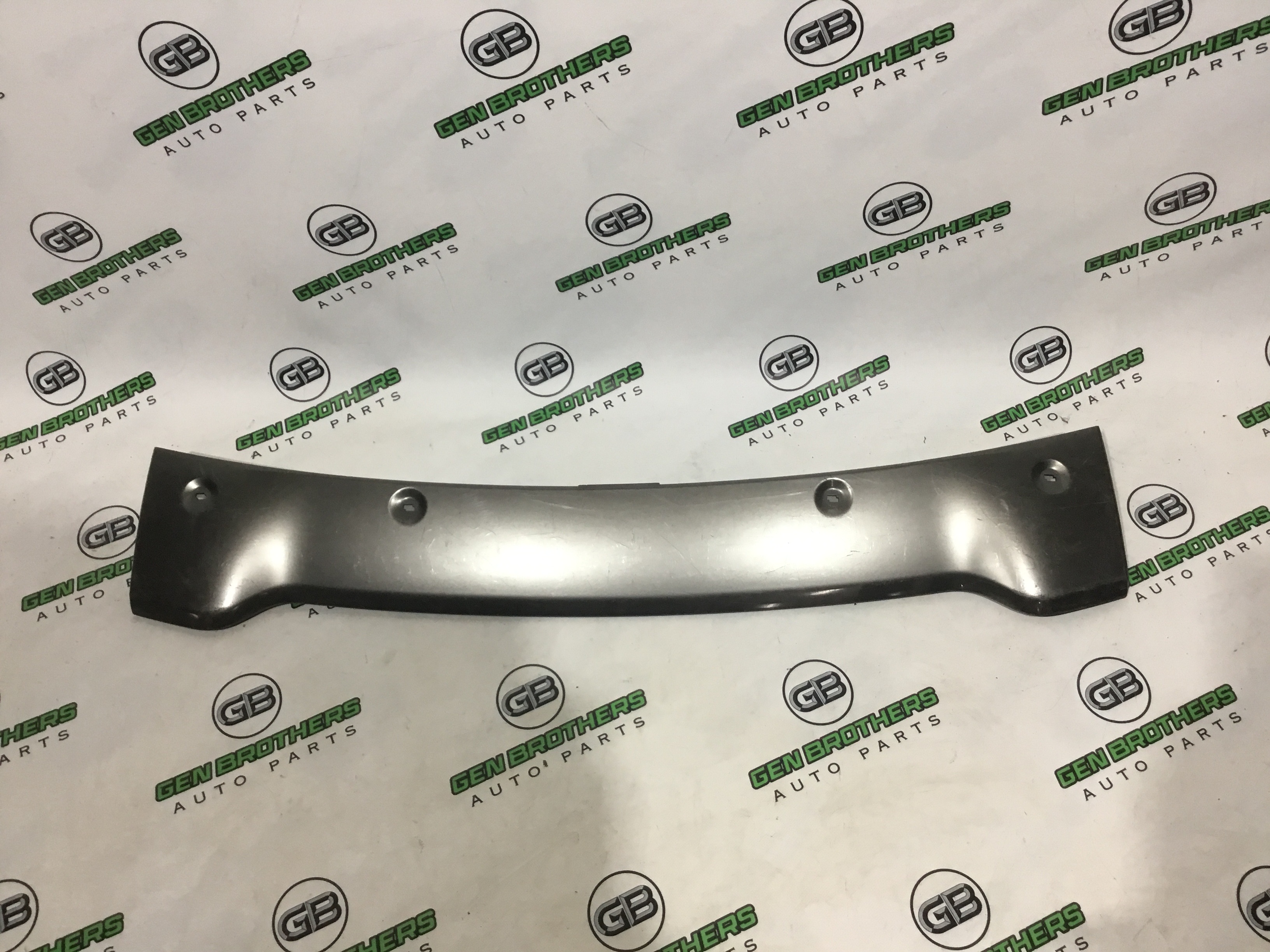 Накладка на бампер Land Rover Range Rover Sport L320 2005