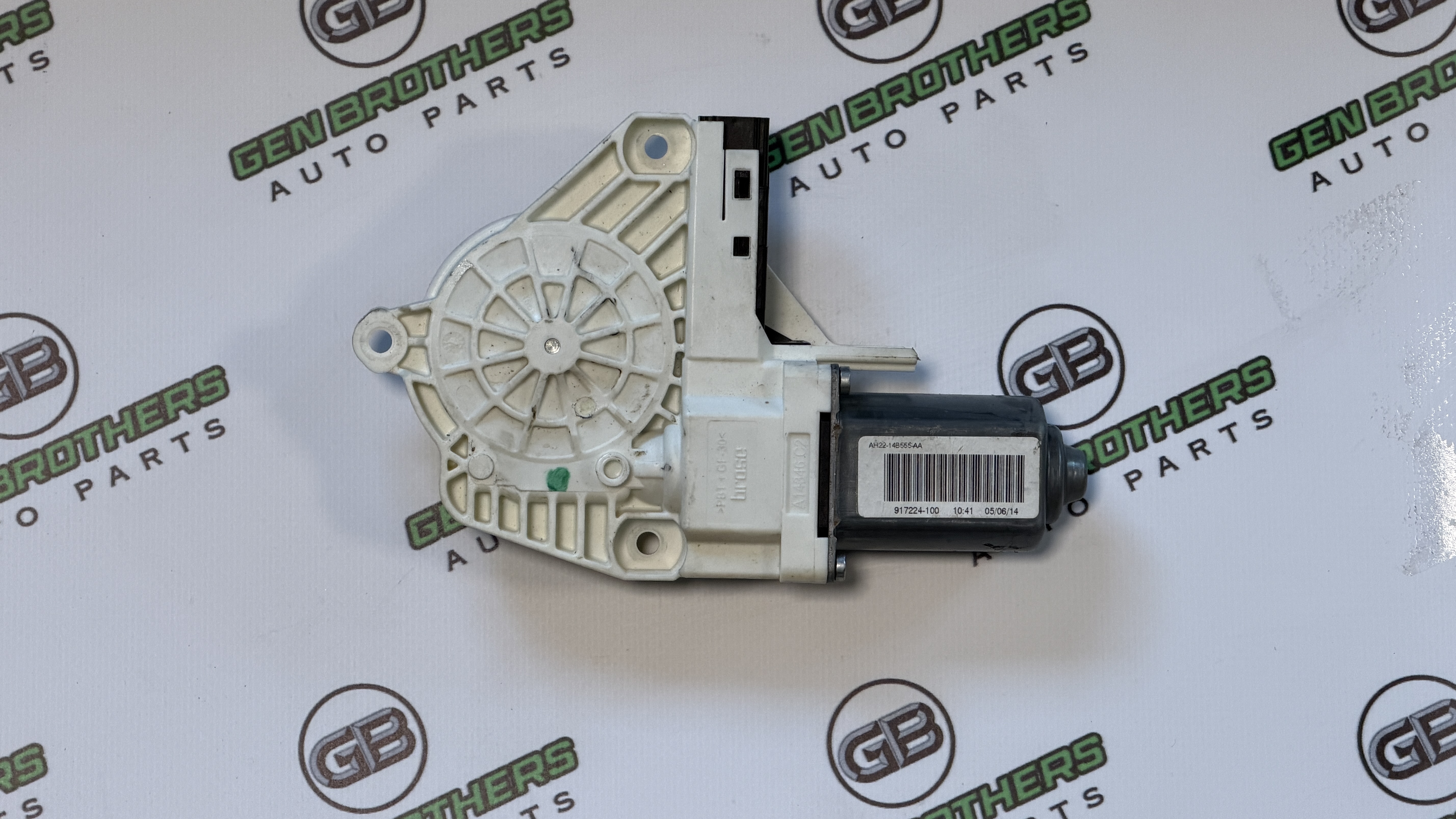 Моторчик склопідйомника Land Rover Range Rover Sport L320 2005