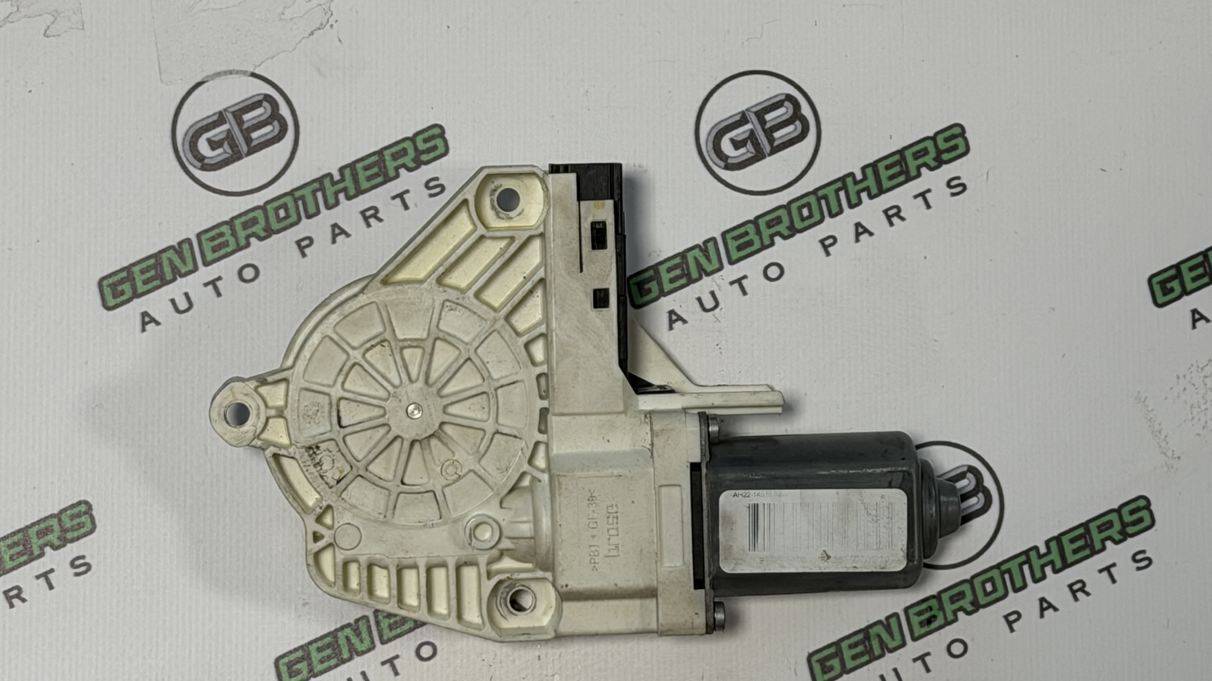 Моторчик склопідйомника Land Rover Range Rover Sport L320 2005