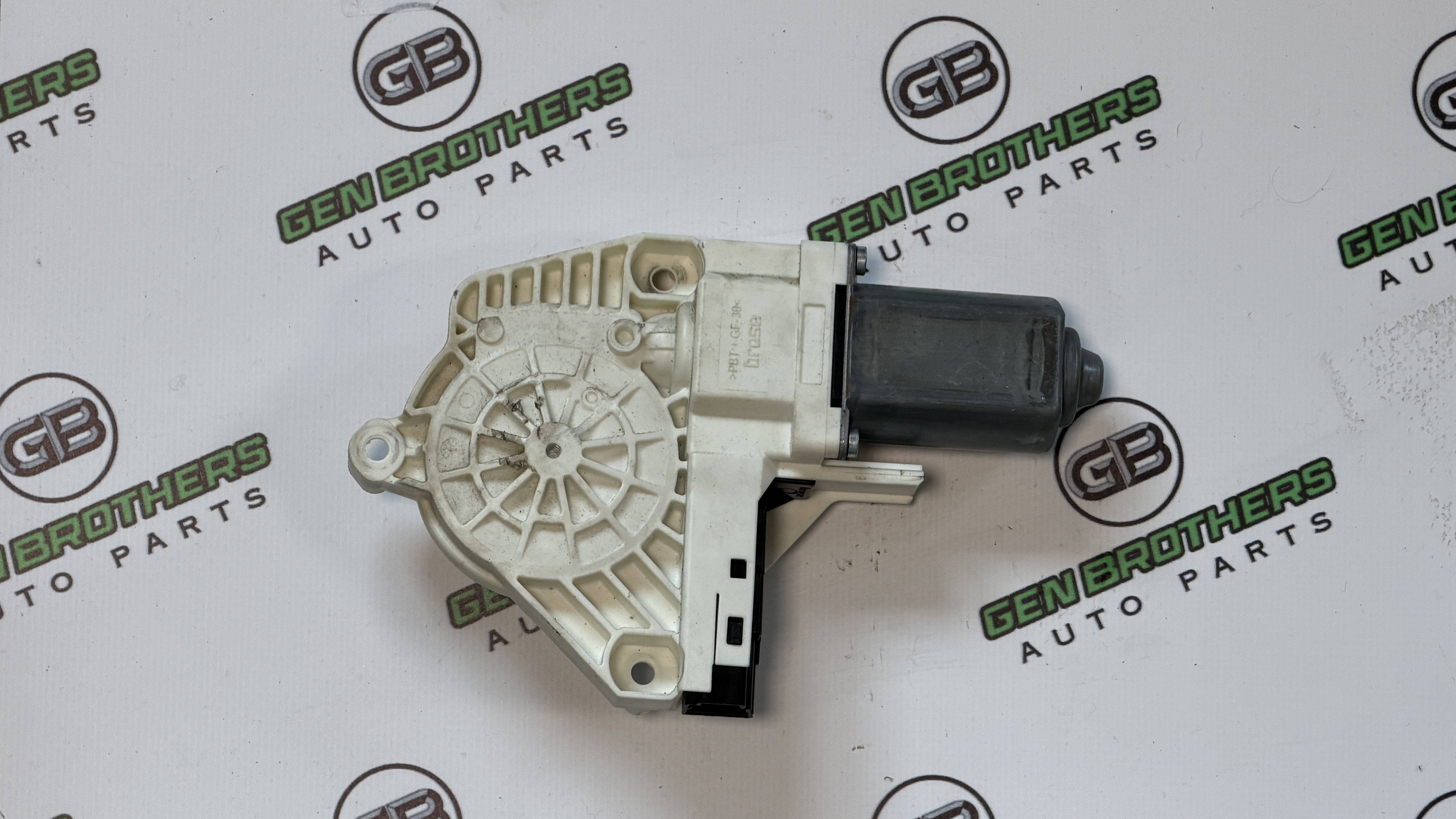 Моторчик склопідйомника Land Rover Range Rover Sport L320 2005