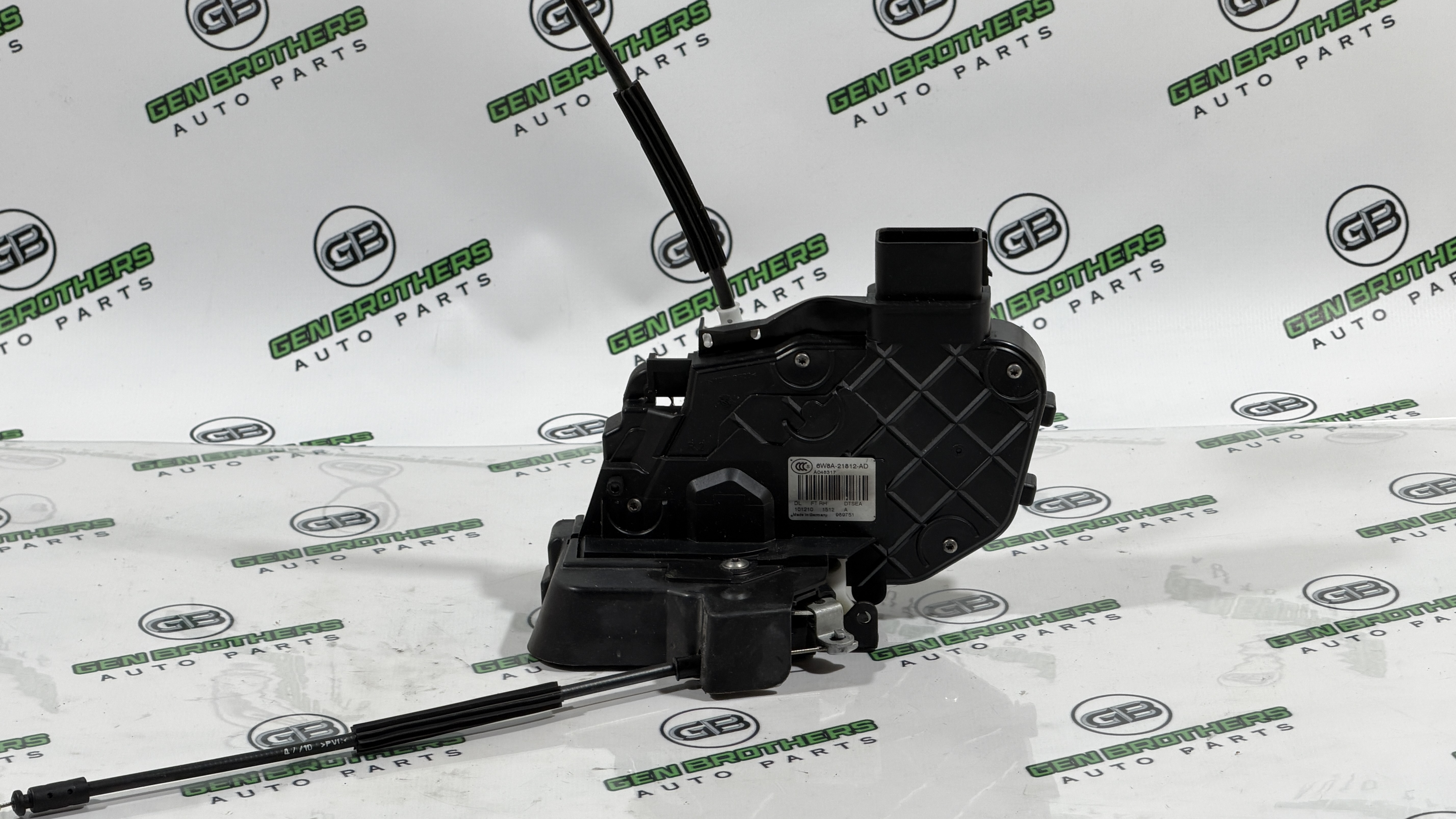 Замок дверей передньої правої Land Rover Range Rover Sport L320 2005