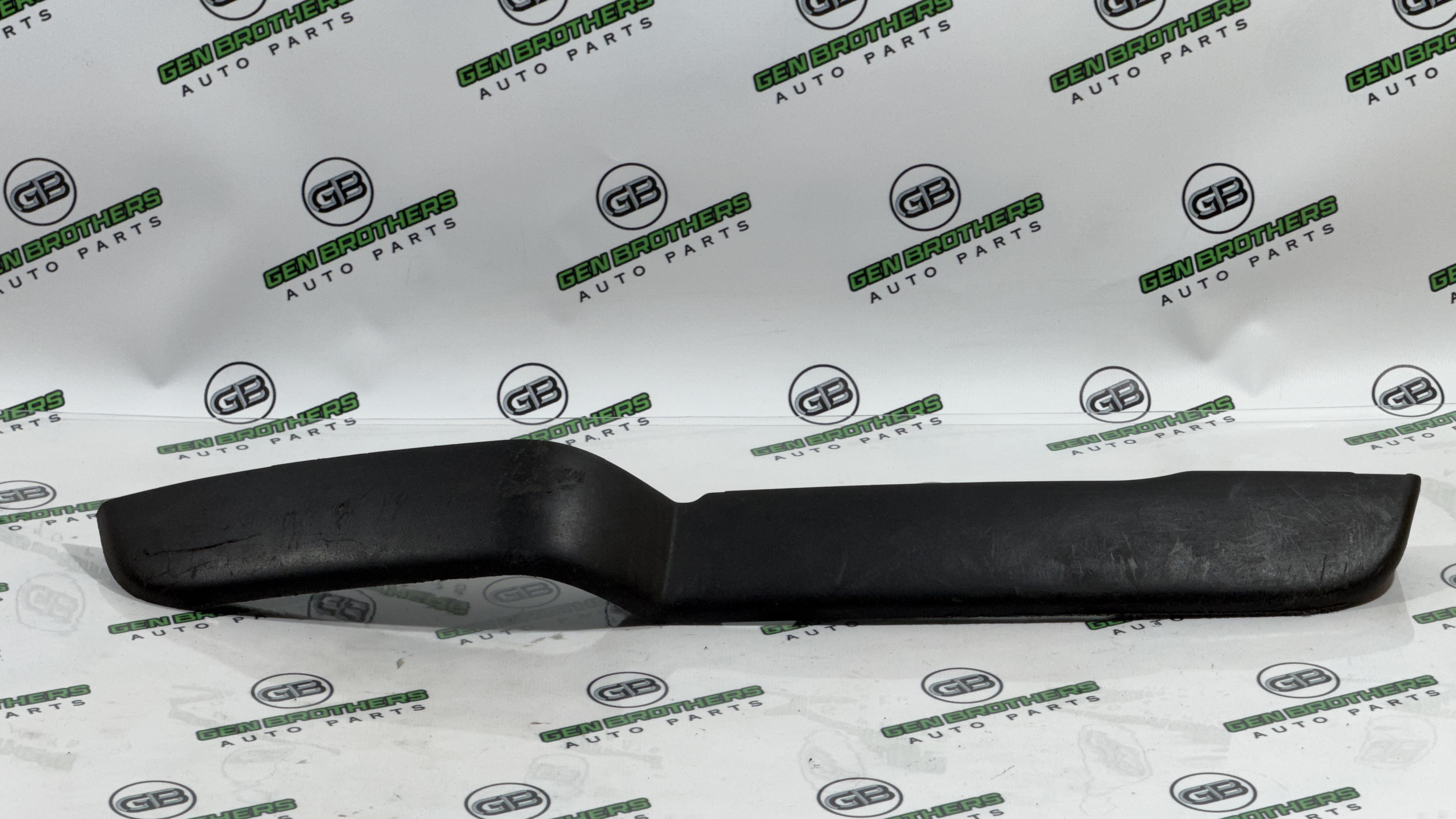 Бризговик Land Rover Range Rover Sport L320 2005