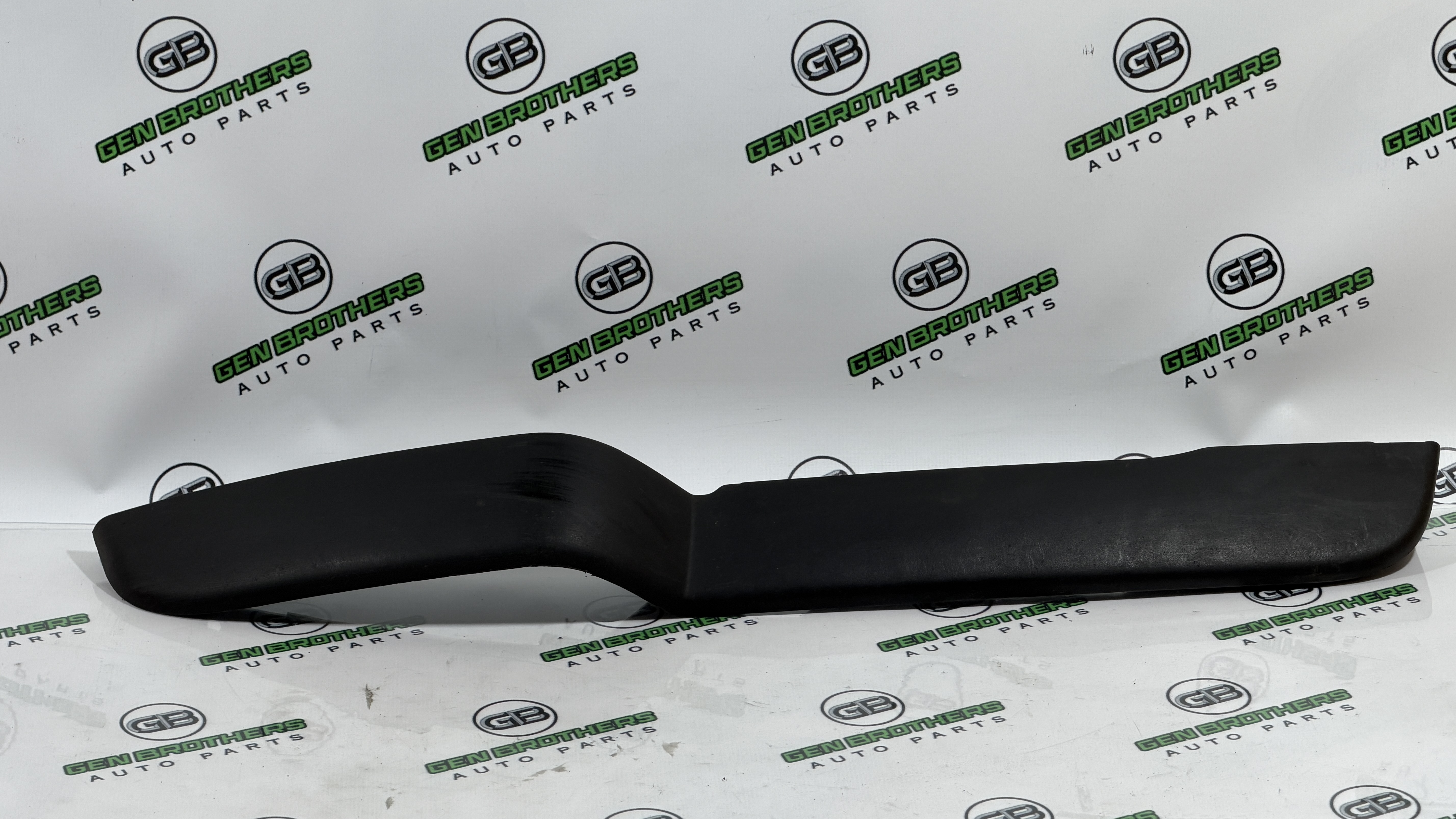 Бризговик Land Rover Range Rover Sport L320 2005