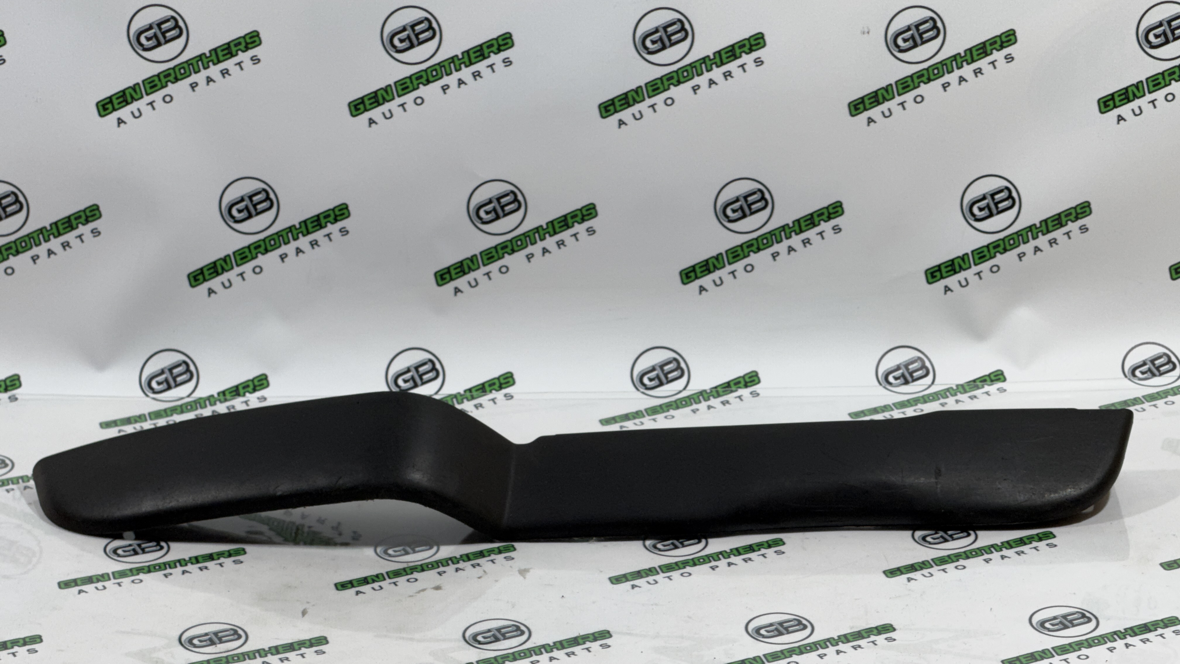 Бризговик Land Rover Range Rover Sport L320 2005