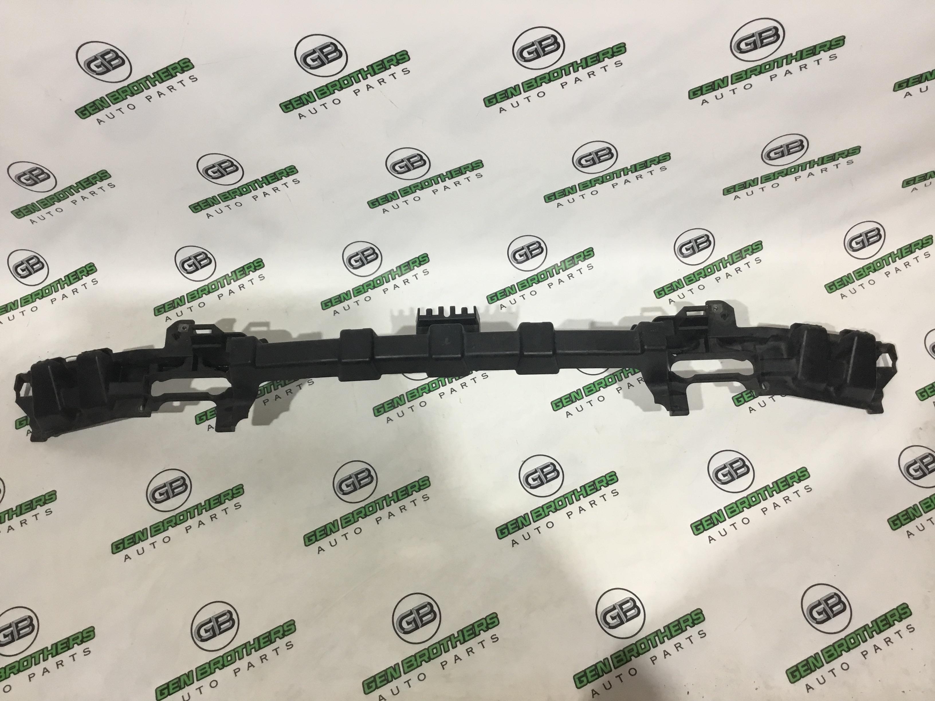 Абсорбер переднього бампера Land Rover Range Rover L322 2002