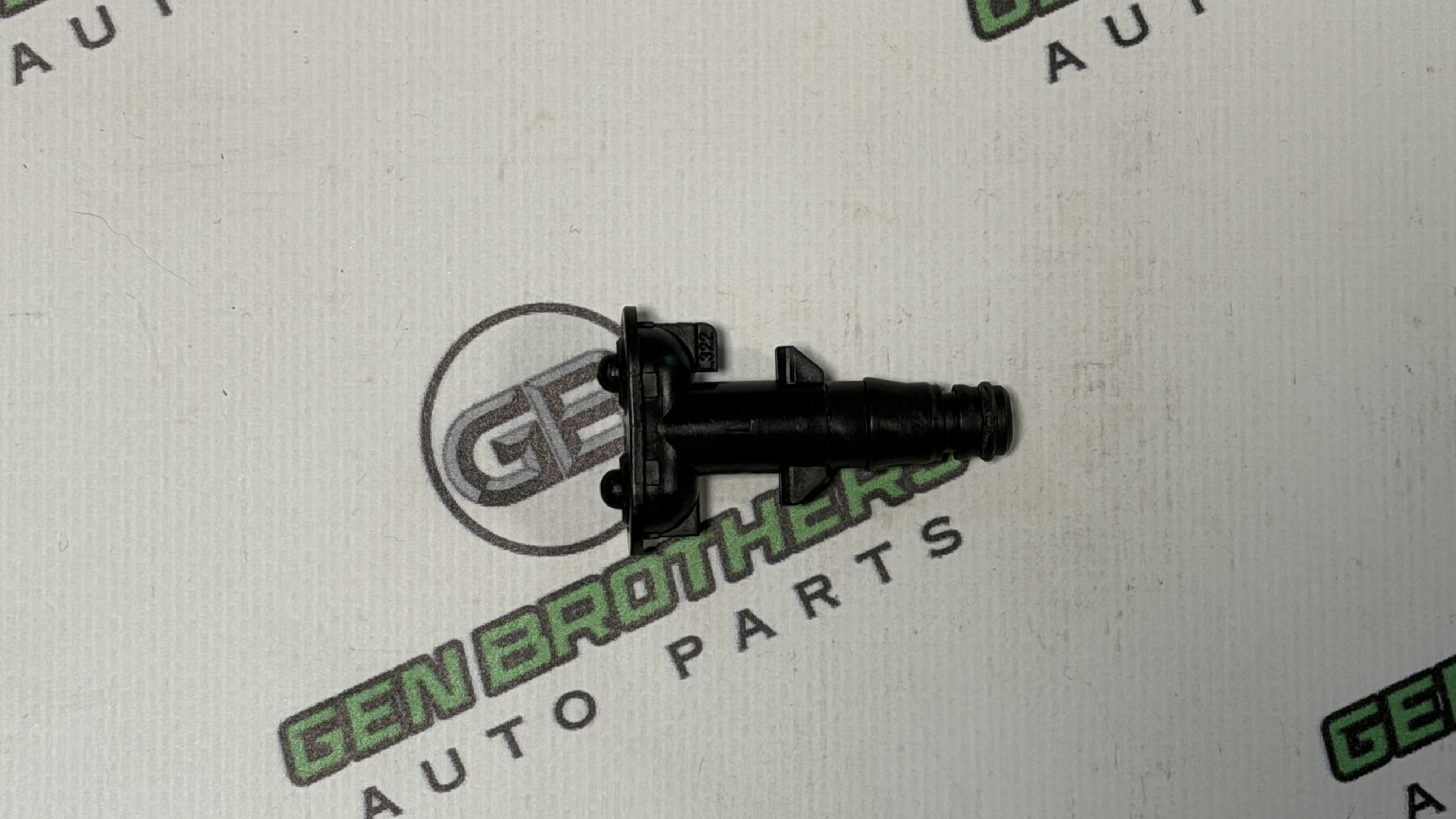 Форсунка омивача, насос омивача, шланг омивача Land Rover Range Rover L322 2002