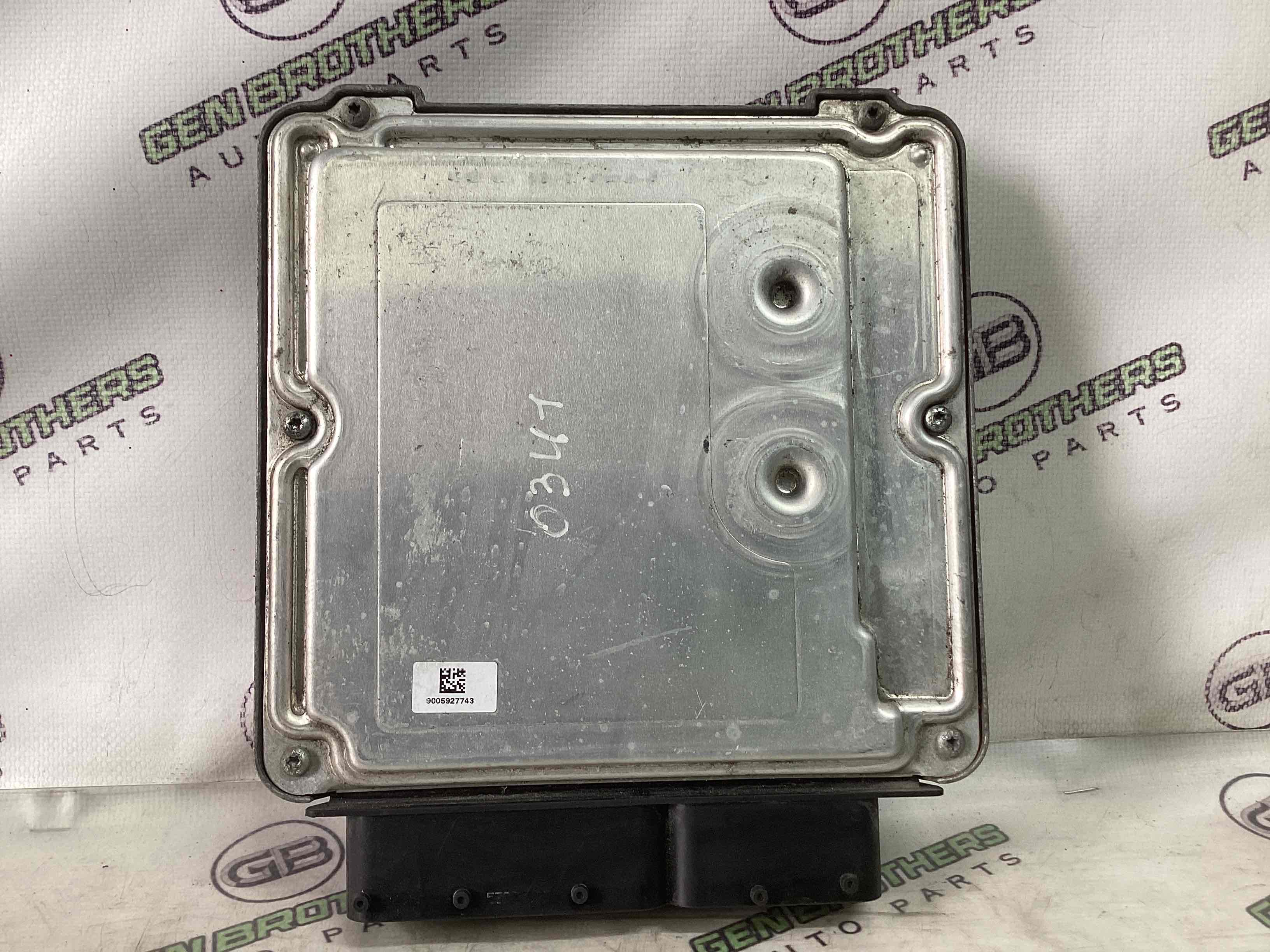 Блок ECU комп'ютер двигуна