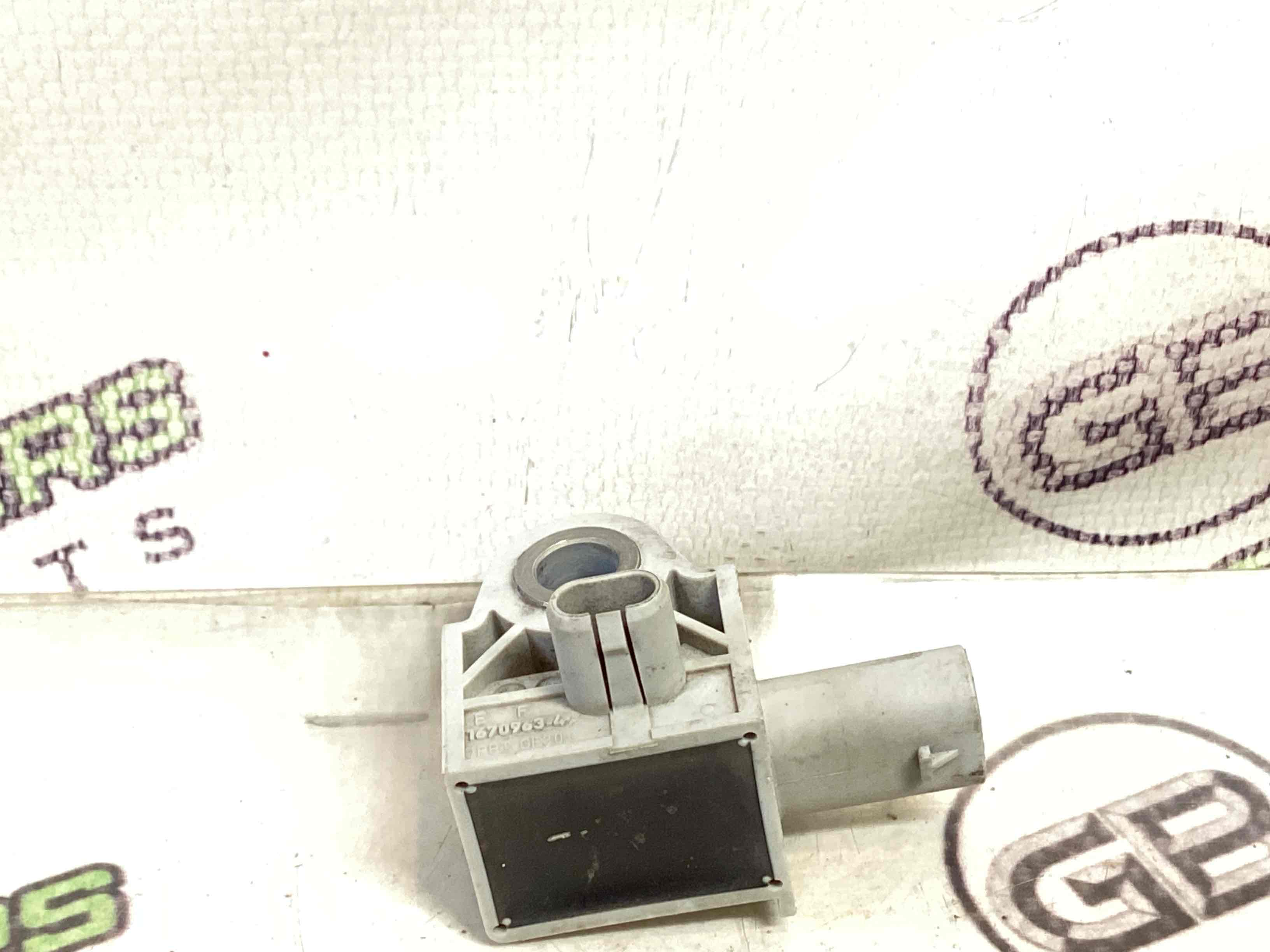 Датчик удару Airbag