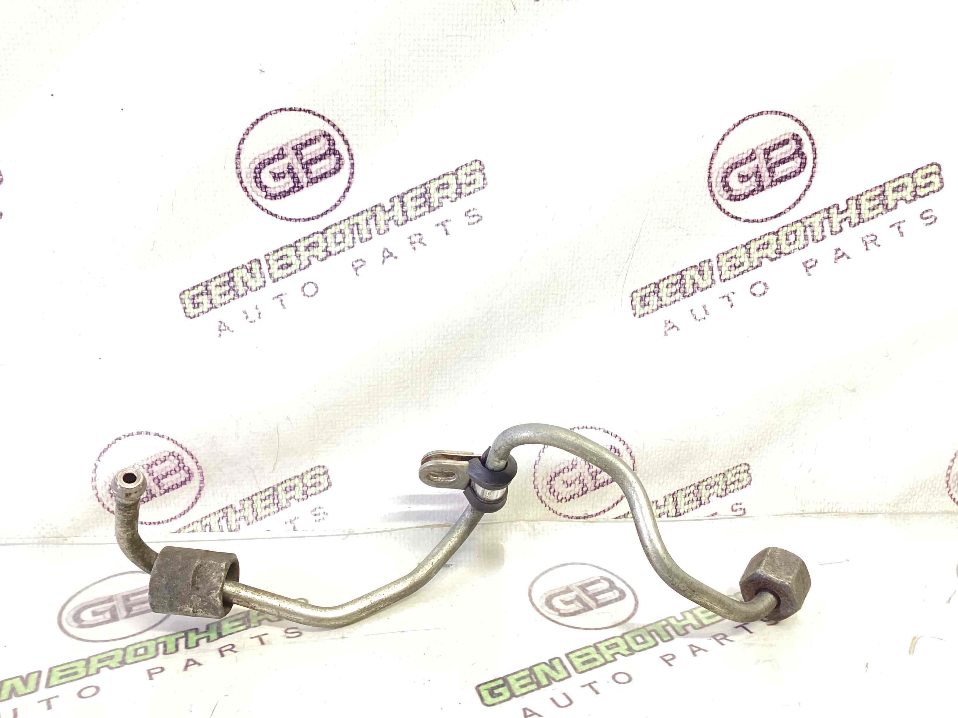 Трубка паливна